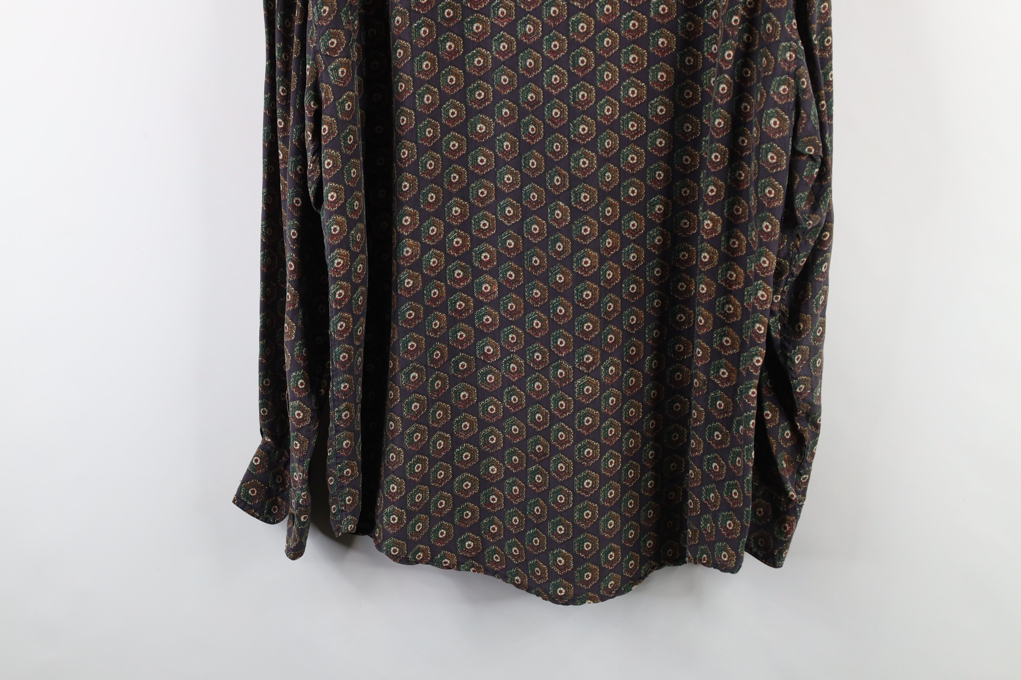 Vintage Vintage 90s Streetwear Geometric Silk Collared Button Shirt Size US M / EU 48-50 / 2 - 11 Thumbnail