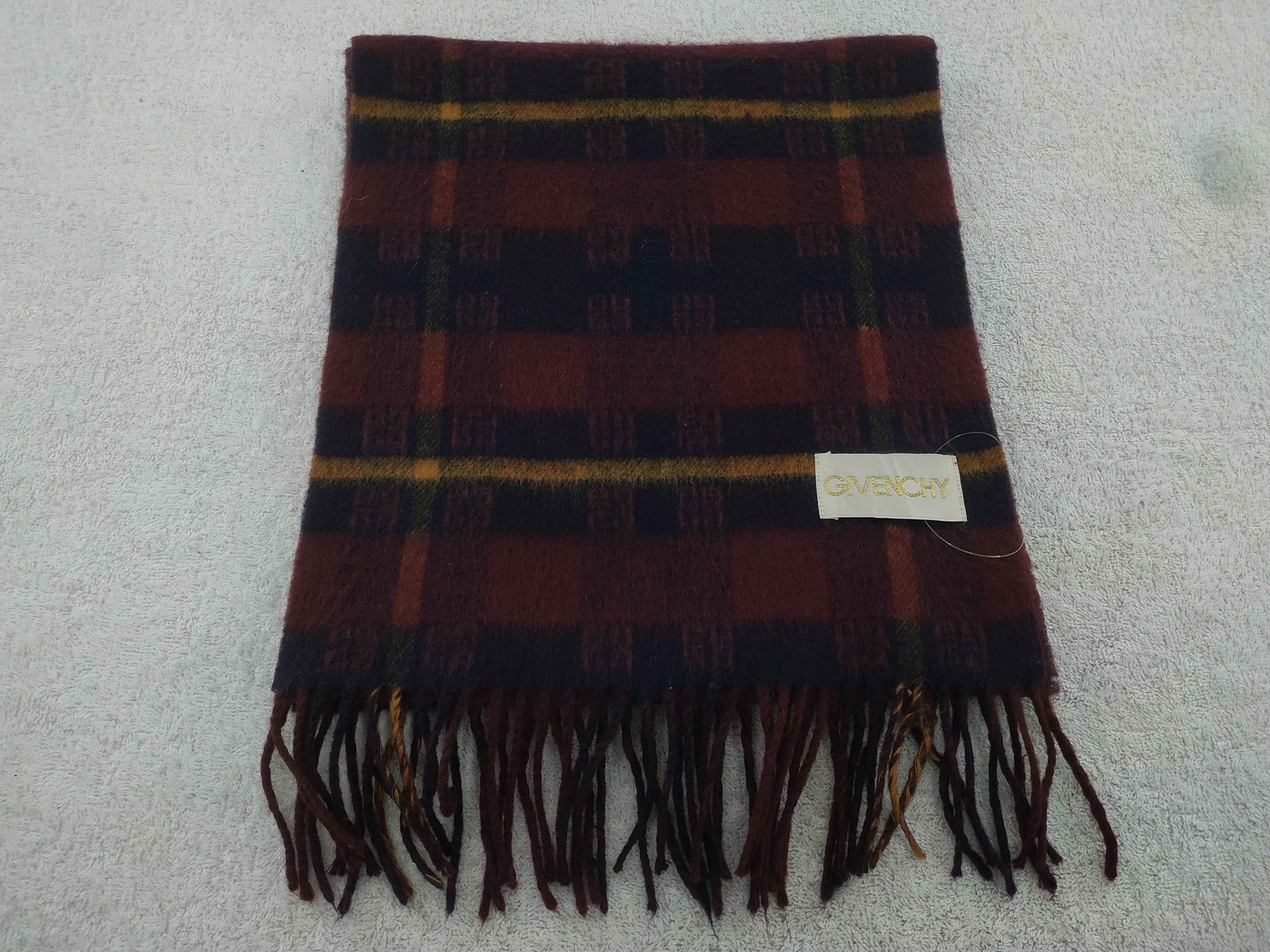 Vintage Givenchy Scarf / Muffler / Neckwear - WW532 Size ONE SIZE - 2 Thumbnail