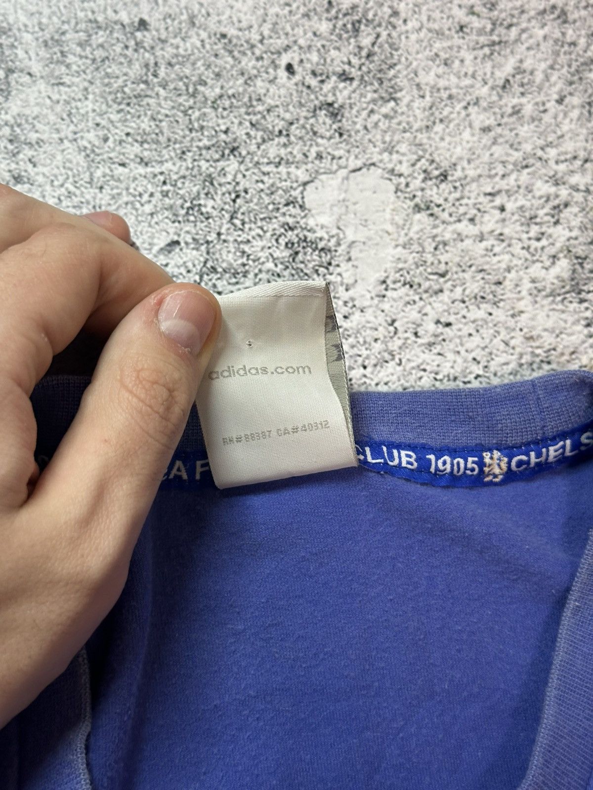 Adidas Vintage Adidas Chelsey Soccer T-shirt Blue Logo Size US M / EU 48-50 / 2 - 11 Thumbnail