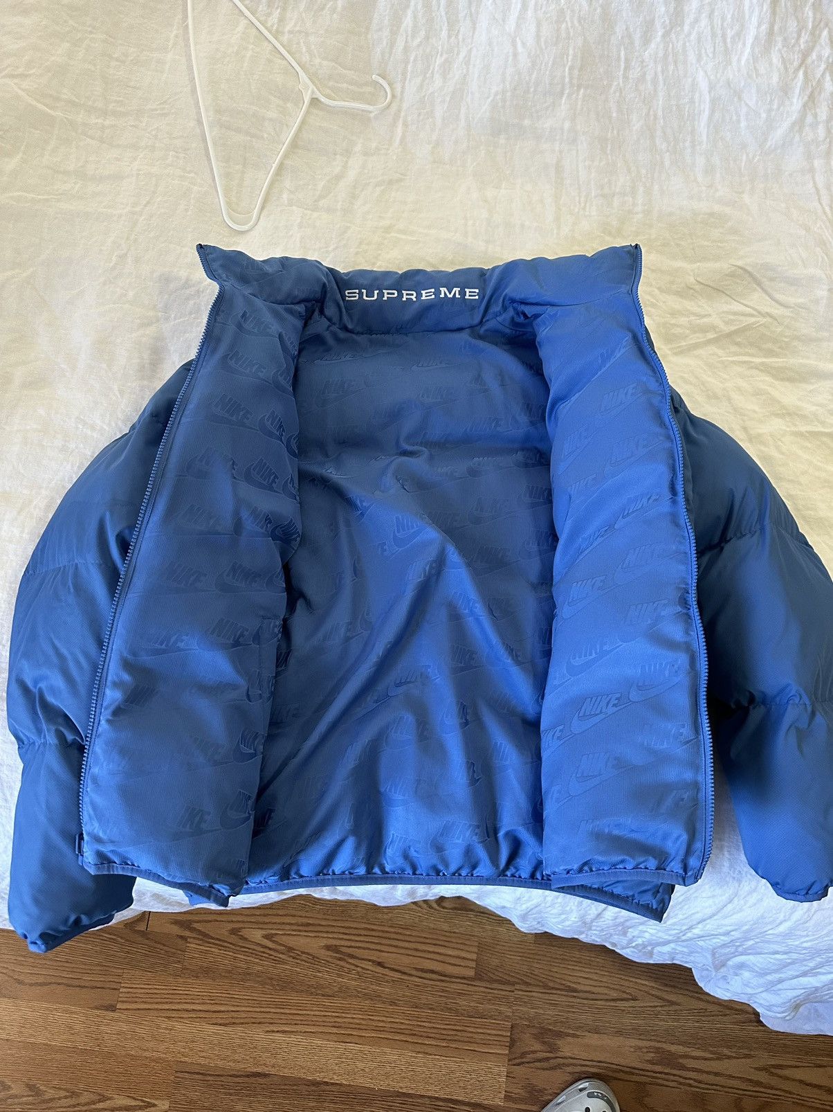 Nike × Supreme Supreme X Nike snakeskin reversible puffer jacket Size US M / EU 48-50 / 2 - 5 Thumbnail