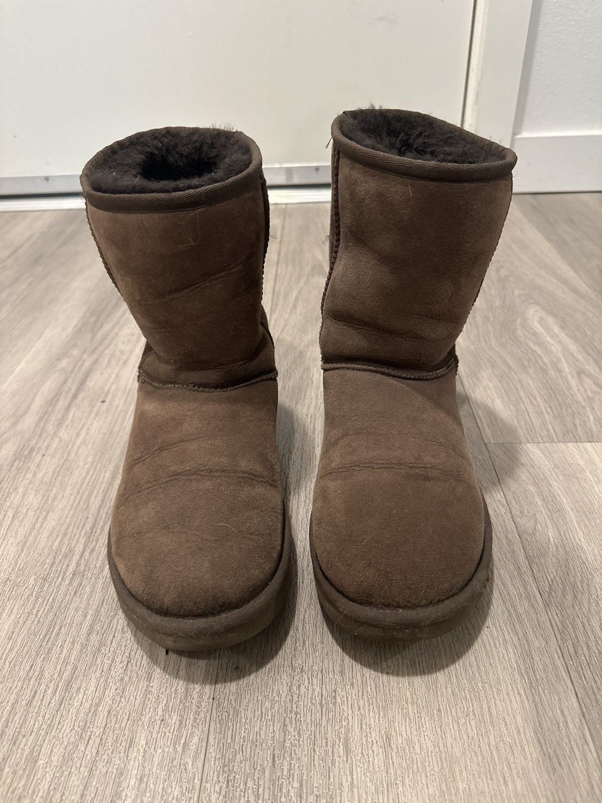 Ugg UGG Women’s Classic Boots us8 Size US 8 / IT 38 - 1 Thumbnail