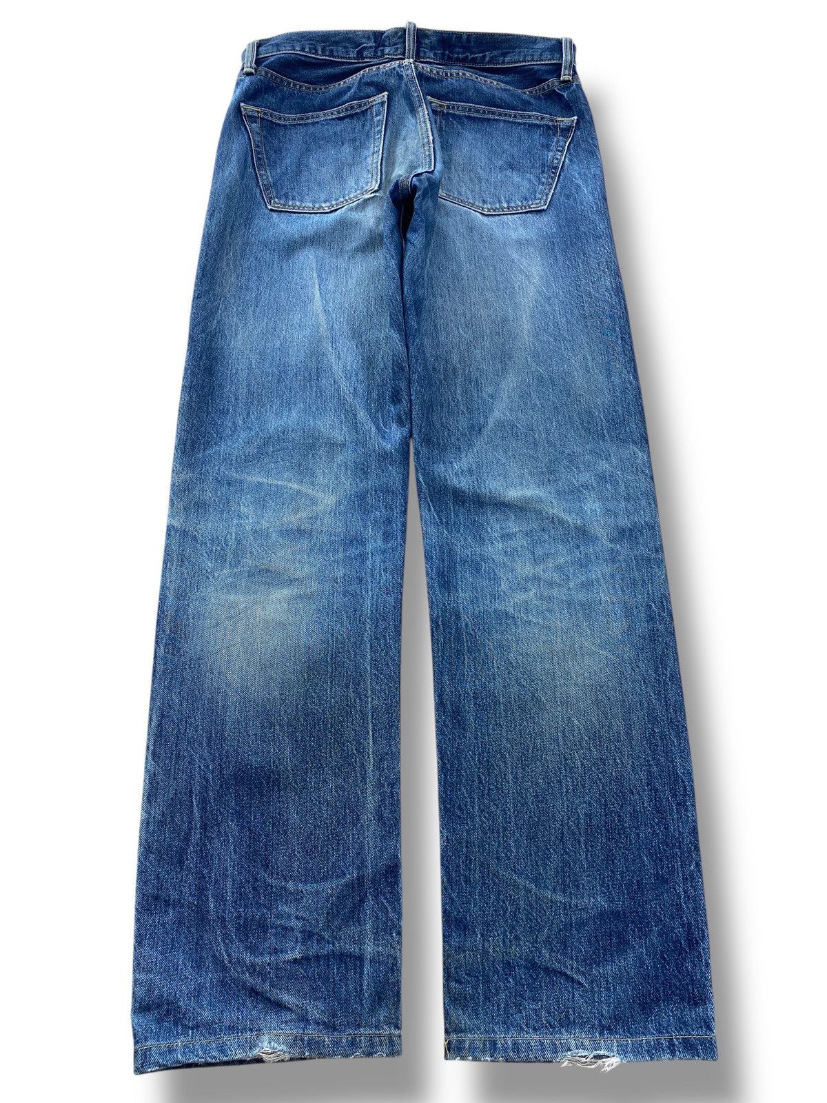 Uniqlo Uniqlo Faded Wash Ripped Knee Style Straight Leg Jeans Size US 31 - 3 Thumbnail