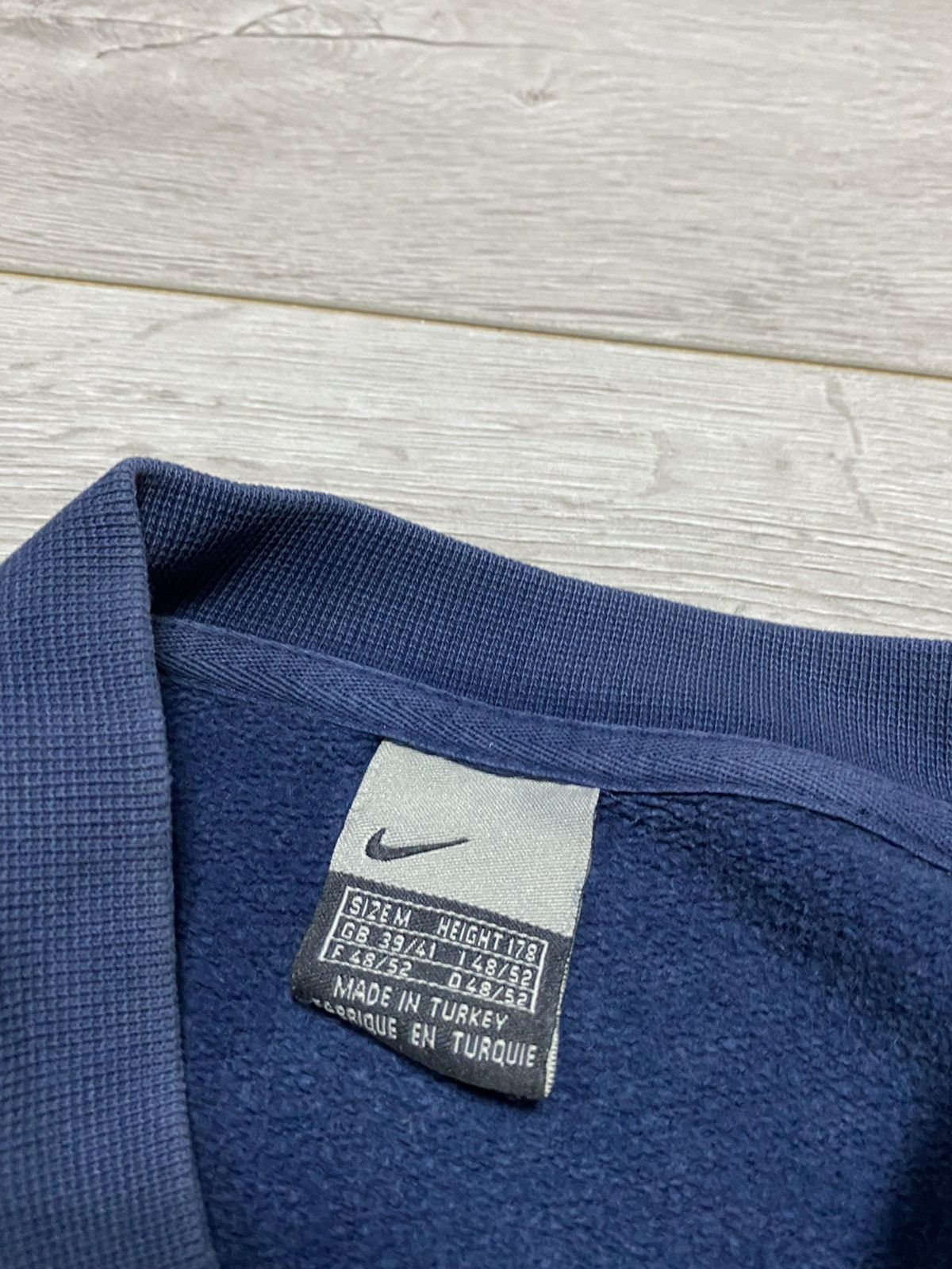 Nike Nike town London spell out vintage sweatshirt Size US M / EU 48-50 / 2 - 7 Thumbnail