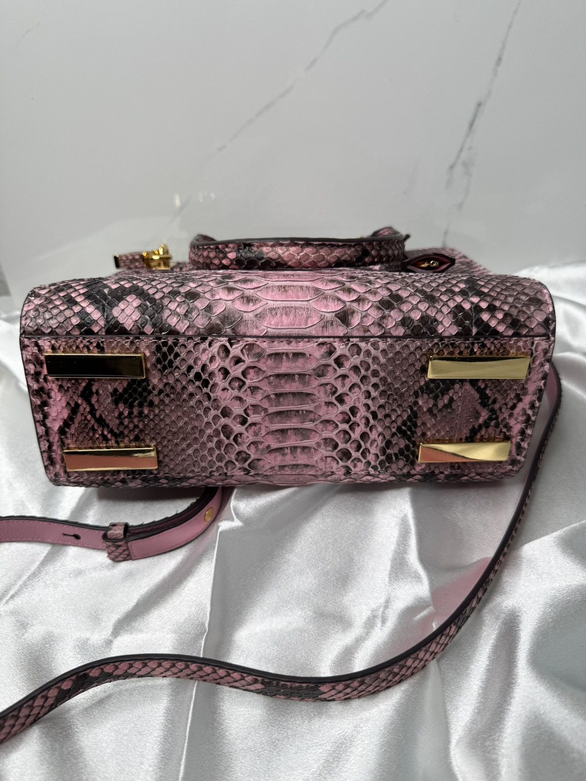 Michael Kors RARE 2015 Michael Kors Pink Python Casey Satchel Bag Size ONE SIZE - 20 Thumbnail