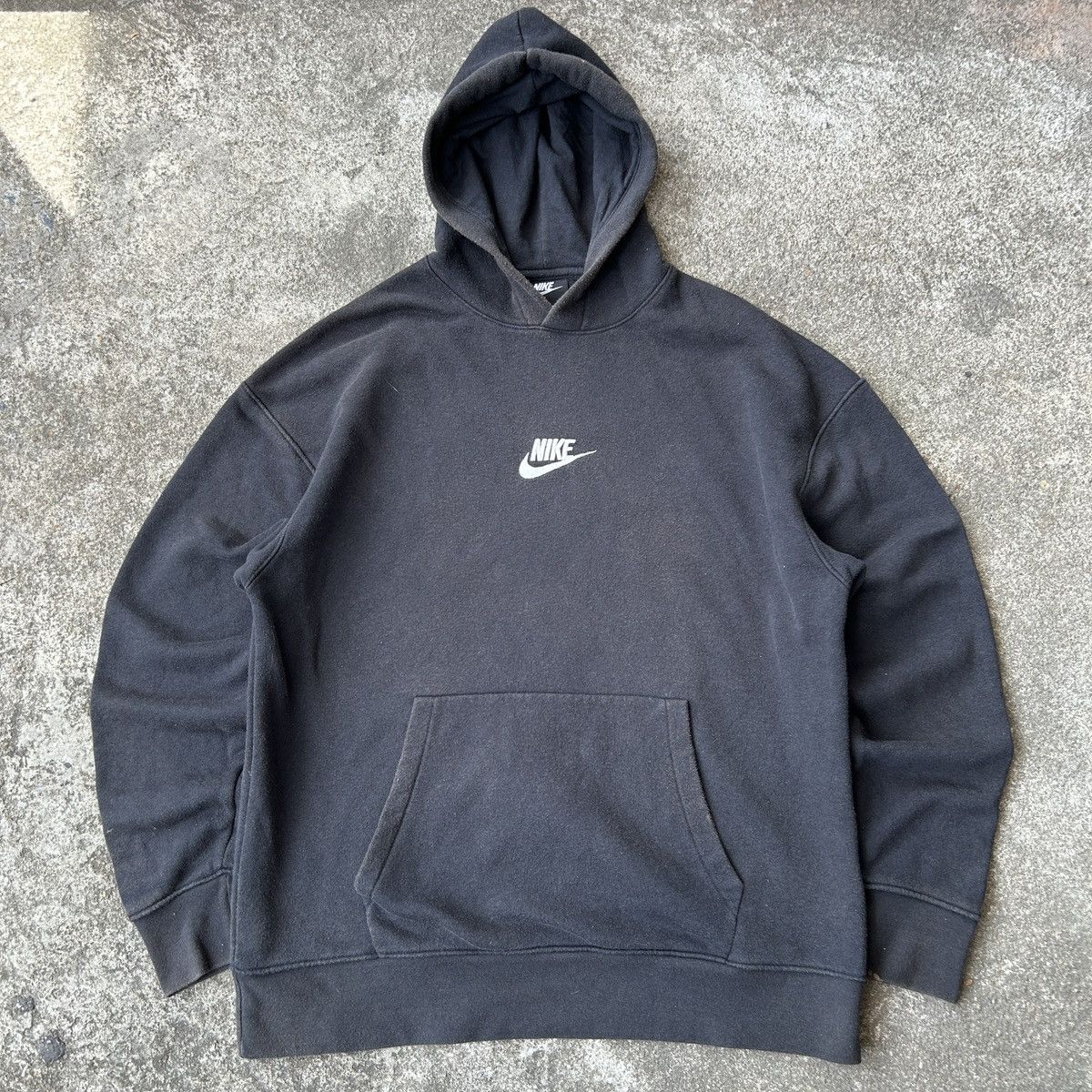 Nike × Vintage Nike Hoodie center Black Fade Style Vintage Size US S / EU 44-46 / 1 - 1 Thumbnail