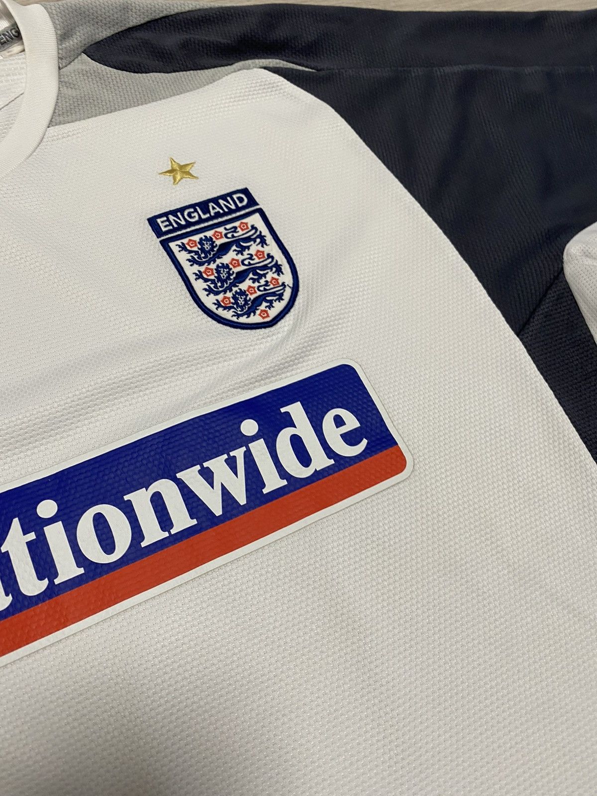 Umbro Vintage Umbro Jersey Traning England 2000’s size XXL Size US XXL / EU 58 / 5 - 6 Thumbnail