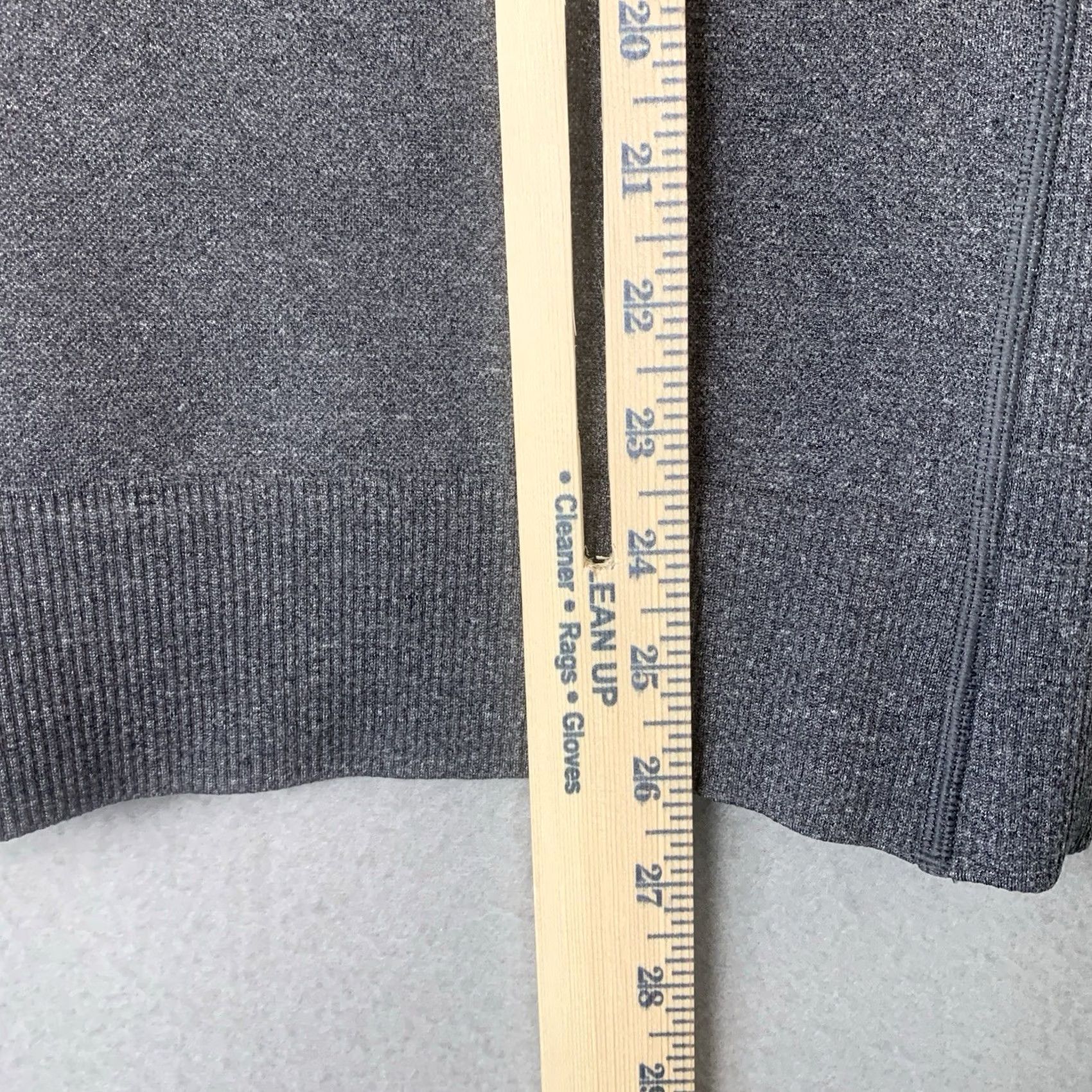 Lululemon Lululemon Pulse Jacket Mens Small Gray Full Zip Stretch Activewear Athletic Pocket Slim Mid-Length Regular Fit Shirt Hoodie not included Size US S / EU 44-46 / 1 - 7 Thumbnail