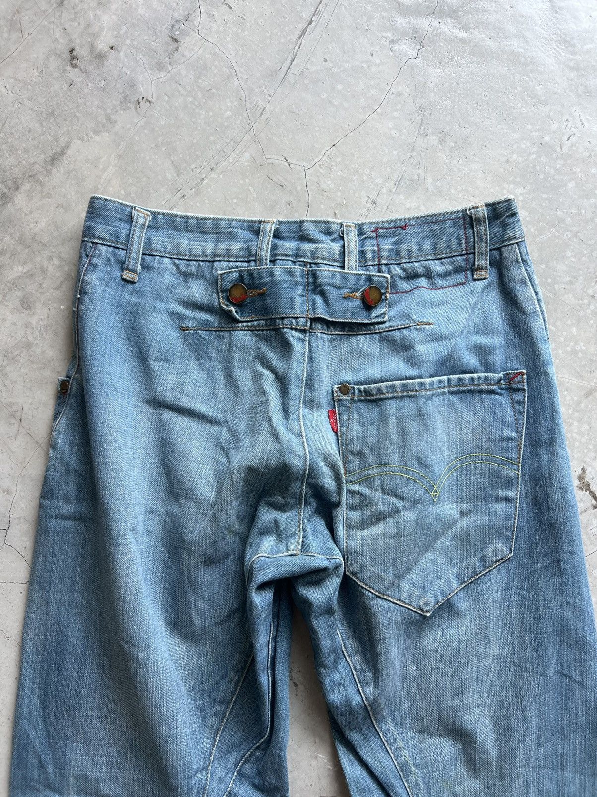 Levi's Levis Engineered Jeans Buckle Back Tag W30 Actual 30x30 Size US 30 / EU 46 - 1 Thumbnail