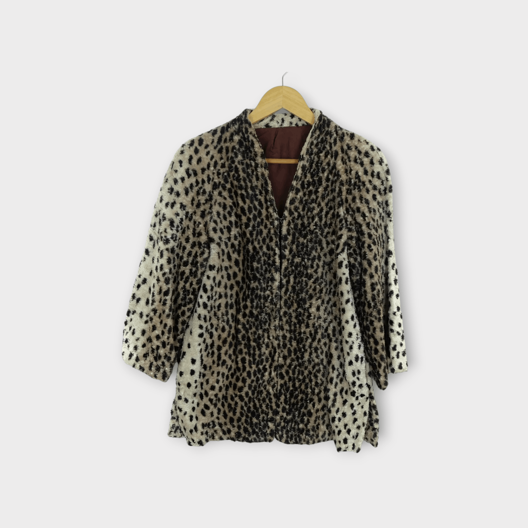 Japanese Brand Vintage Japan Tiger Faux Fur Style Jacket Size S / US 4 / IT 40 - 1 Thumbnail