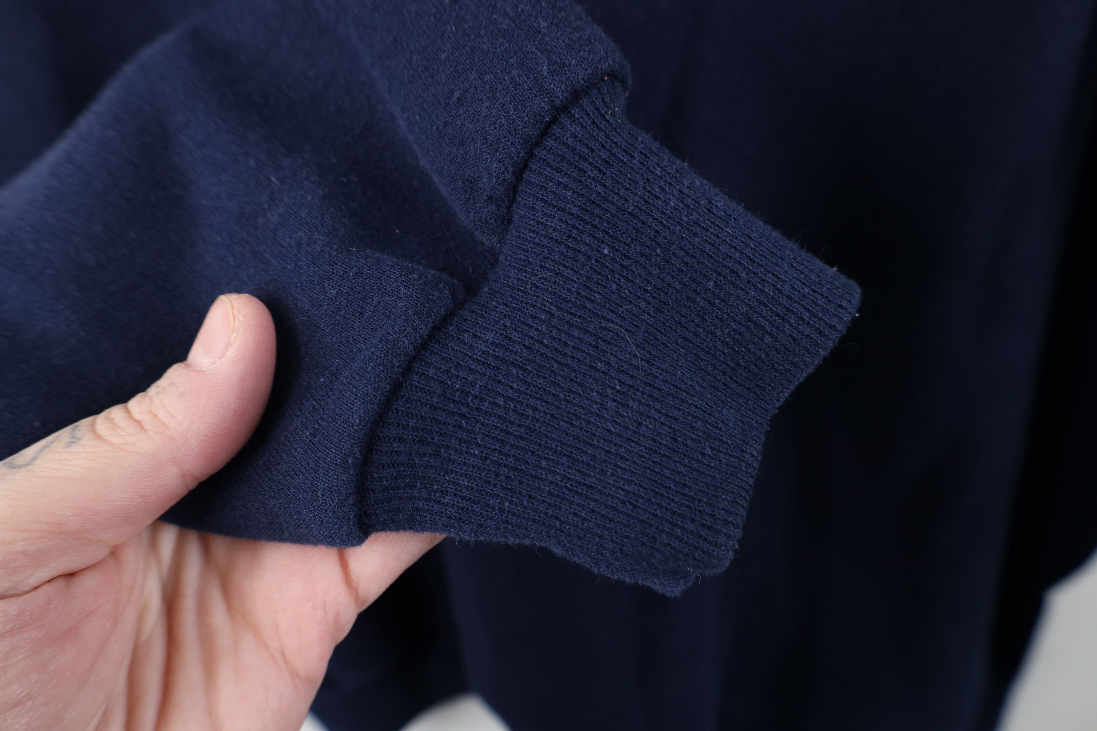 Vintage Vintage 90s Streetwear Heavy Crewneck Sweatshirt Navy Blue Size US XXL / EU 58 / 5 - 7 Thumbnail