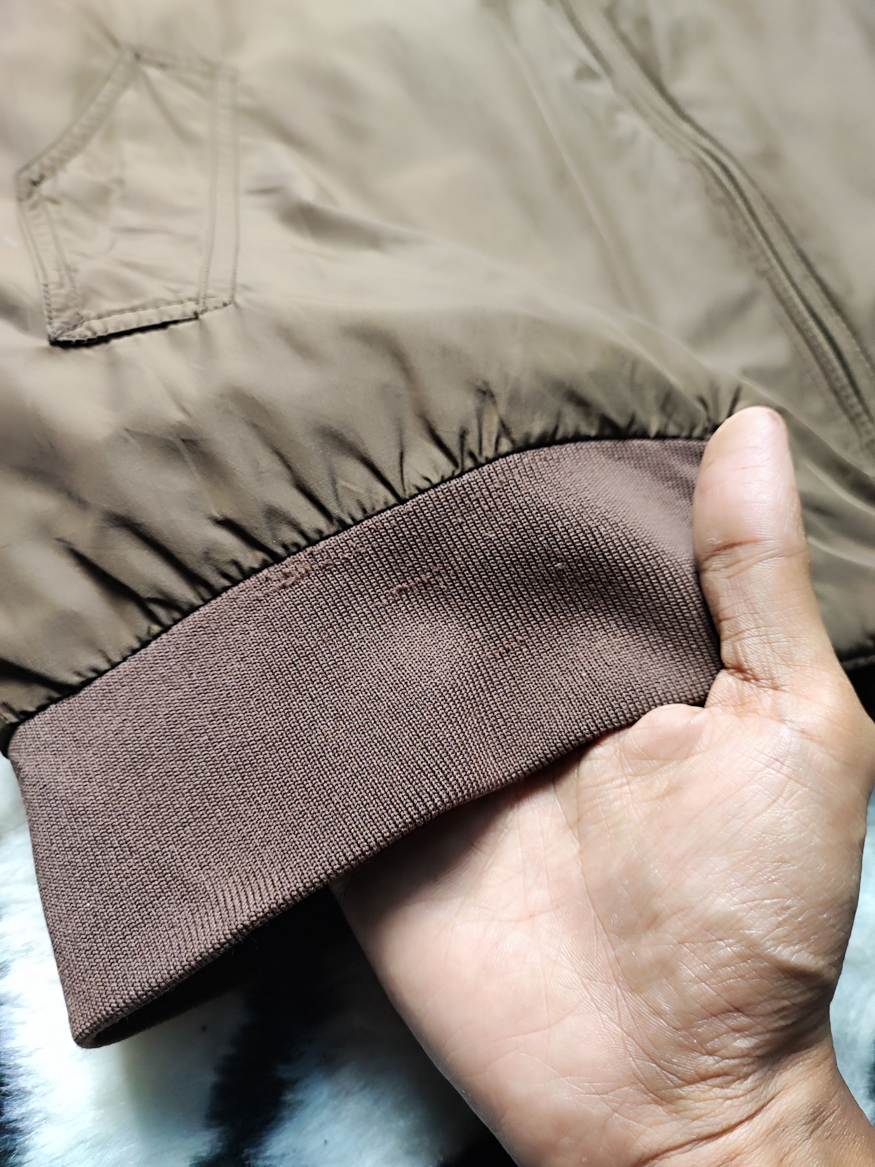 Givenchy Givenchy Bombers Light Jacket Travis Scoot Colour Size US L / EU 52-54 / 3 - 5 Thumbnail