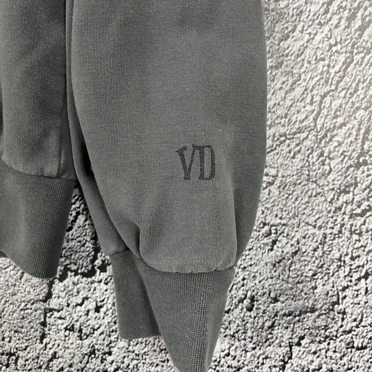 Designer × If Six Was Nine × Von Dutch 🗣️VINTAGE🗣️ Von Dutch Distressed Logo Grey Y2k archival Hoodie Size US M / EU 48-50 / 2 - 9 Thumbnail
