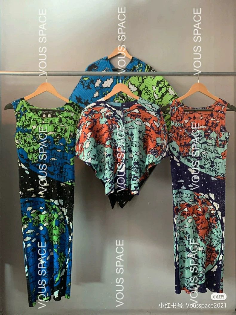Issey Miyake Issey Miyake size:3 Blue bestseller North American map dre Size M / US 6-8 / IT 42-44 - 1 Thumbnail