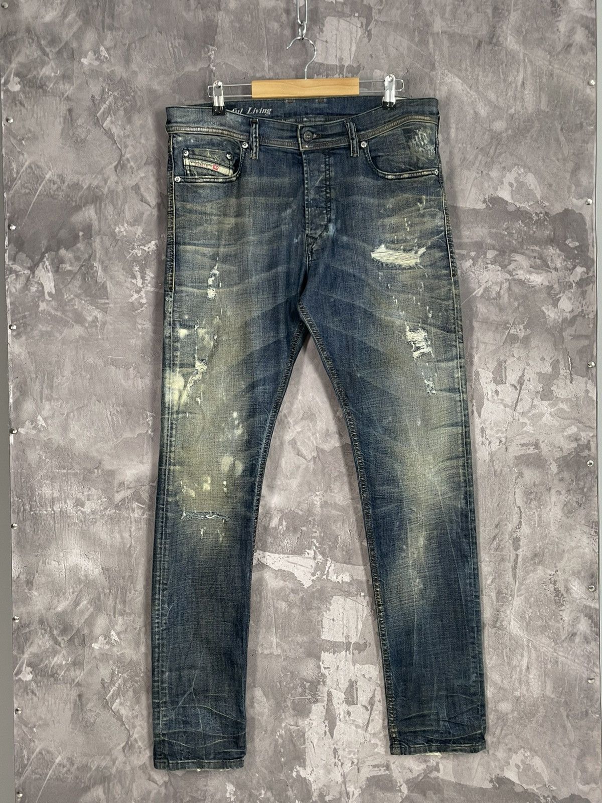 Diesel × Japanese Brand Vintage Diesel Wash Distressed Archive Y2K Jeans Size US 34 / EU 50 - 1 Thumbnail