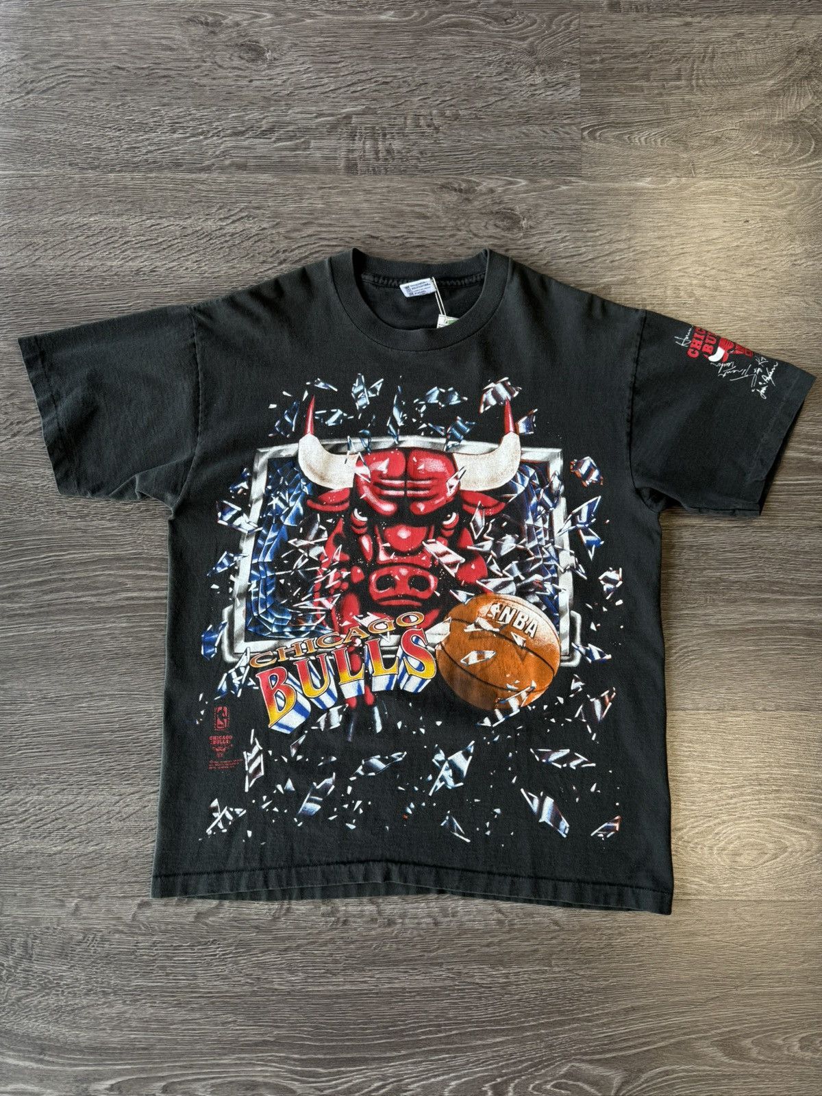 NBA Chicago Bulls Vintage Tee 1992 Size US L / EU 52-54 / 3 - 1 Thumbnail