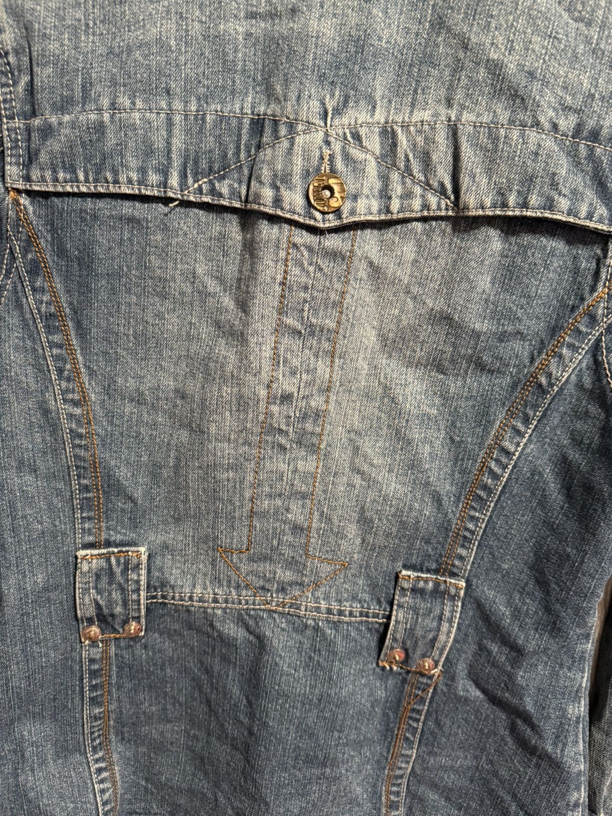 Japanese Brand Bondage Jean Jacket Multi Pocket Detailed Rare Light Wash Size M / US 6-8 / IT 42-44 - 6 Thumbnail