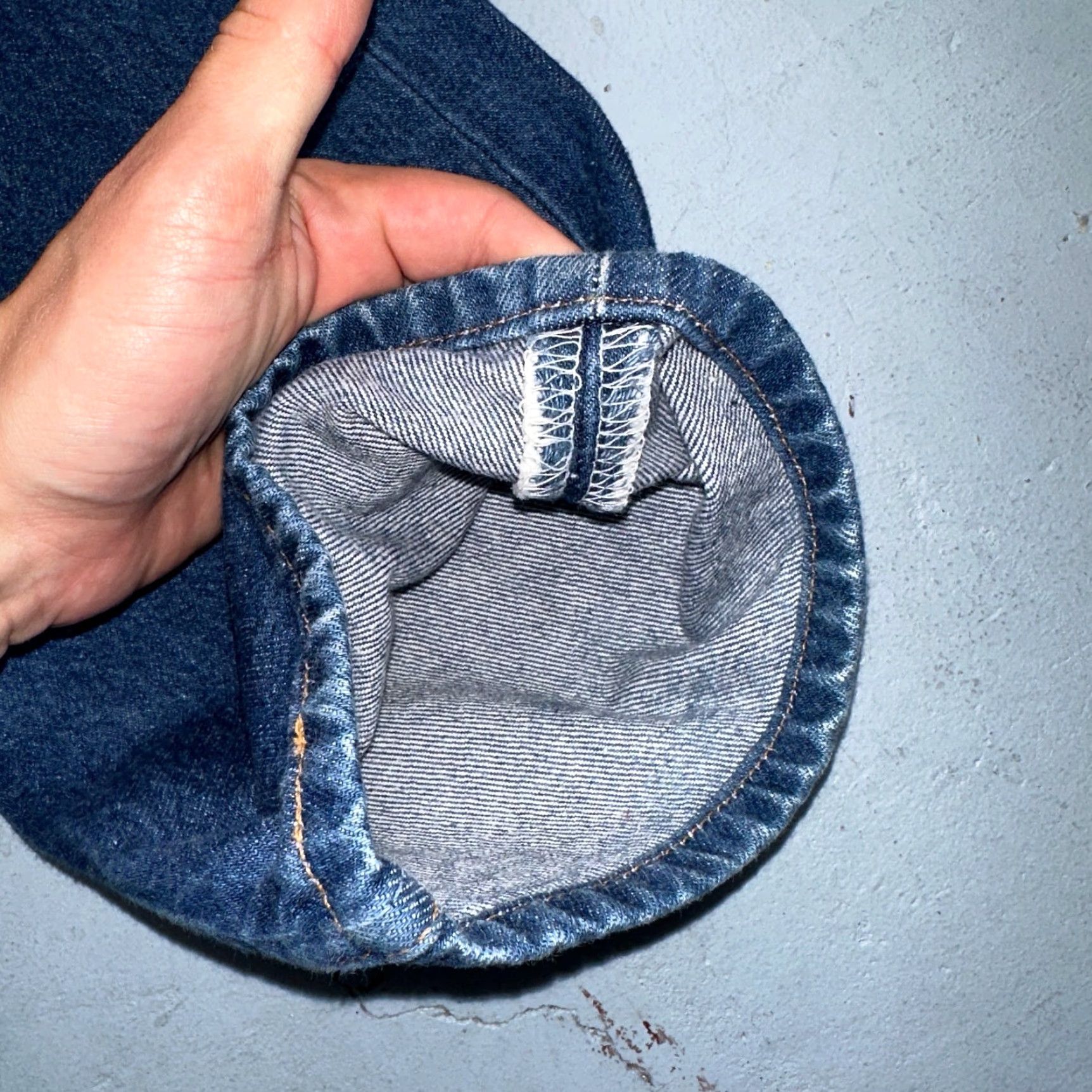 Levi's VINTAGE Levi's 501 Jeans Straight Leg Men 34x34 Dark Blue Wash 90s USA Retro Classic Size US 34 / EU 50 - 4 Thumbnail