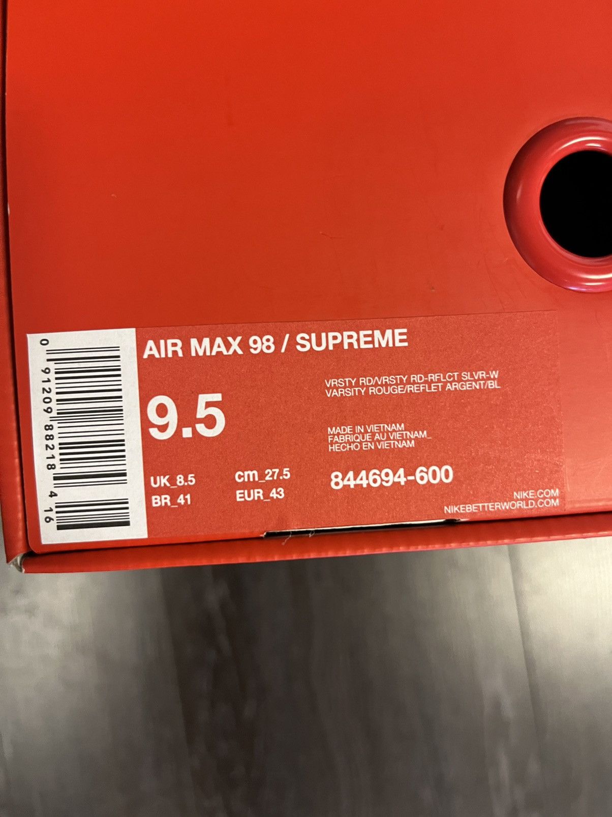 Nike × Supreme Nike Air Max 98 Supreme Varsity Red 2016 Size US 9.5 / EU 42-43 - 7 Thumbnail