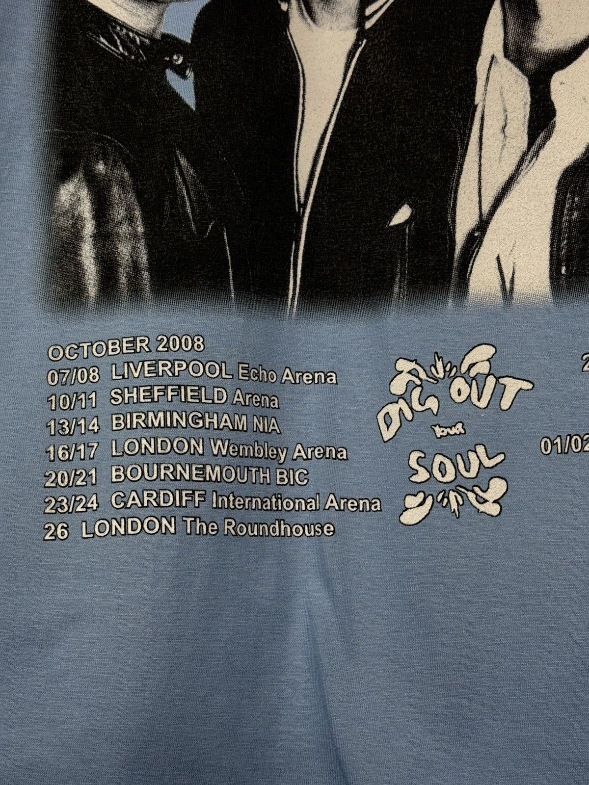 Band Tees 00s Oasis Dig Out Your Soul 2008 UK EU Tour T-Shirt Blue M Size US M / EU 48-50 / 2 - 6 Thumbnail