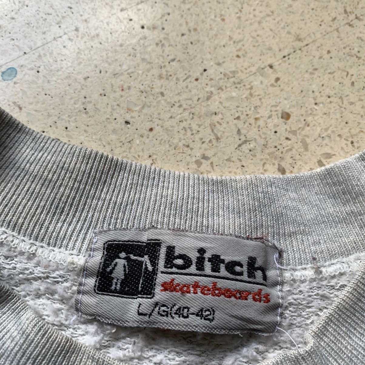 Vintage Vtg 90s Bitch Skateboard Sweetshirt Embroidery Logo Size US L / EU 52-54 / 3 - 3 Thumbnail