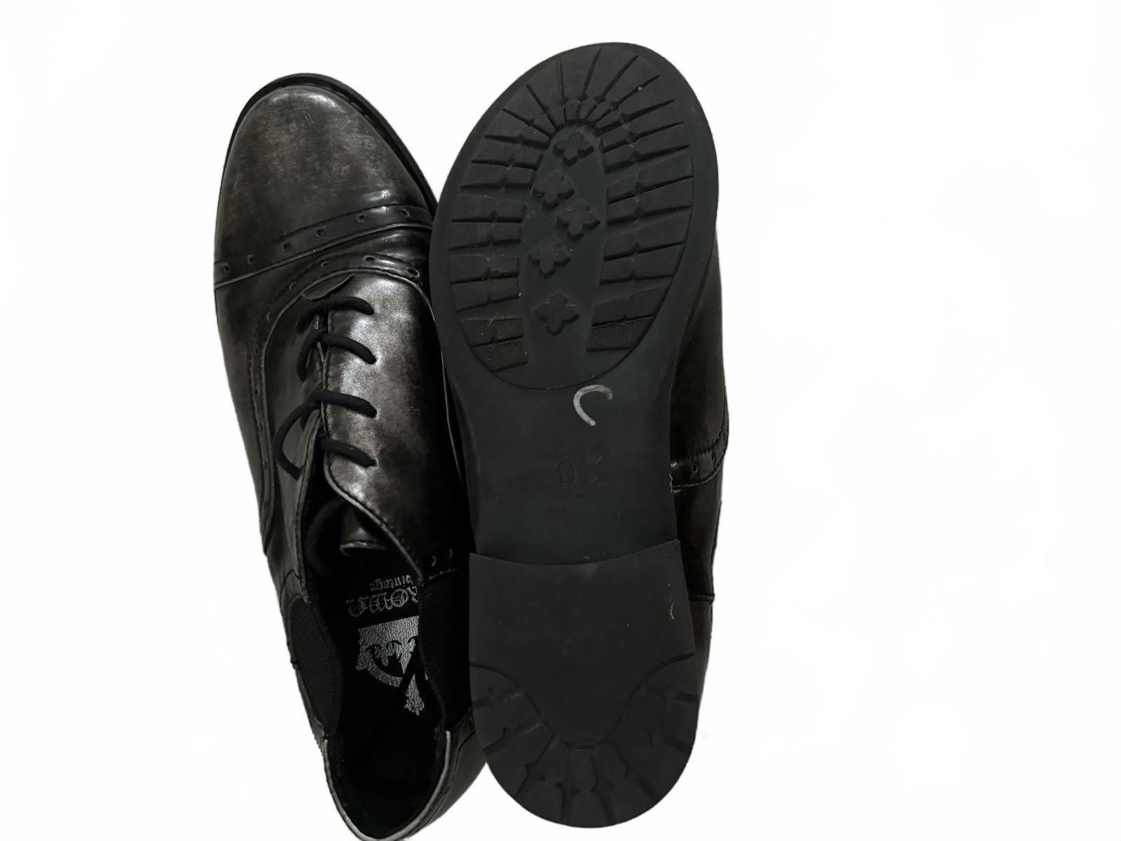 Designer EUC Crown Vintage Stylish Black Metallic Oxford Flats sz 6 Size US 6 / IT 36 - 3 Thumbnail