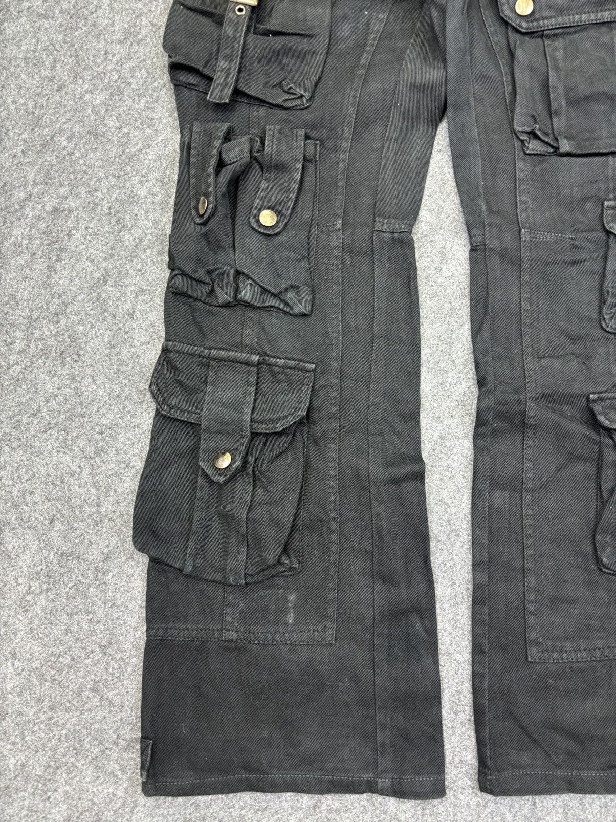 Japanese Brand 💥Flare💥 BIZARRIA Multipockets Parachute Jeans F723 Size US 31 - 8 Thumbnail