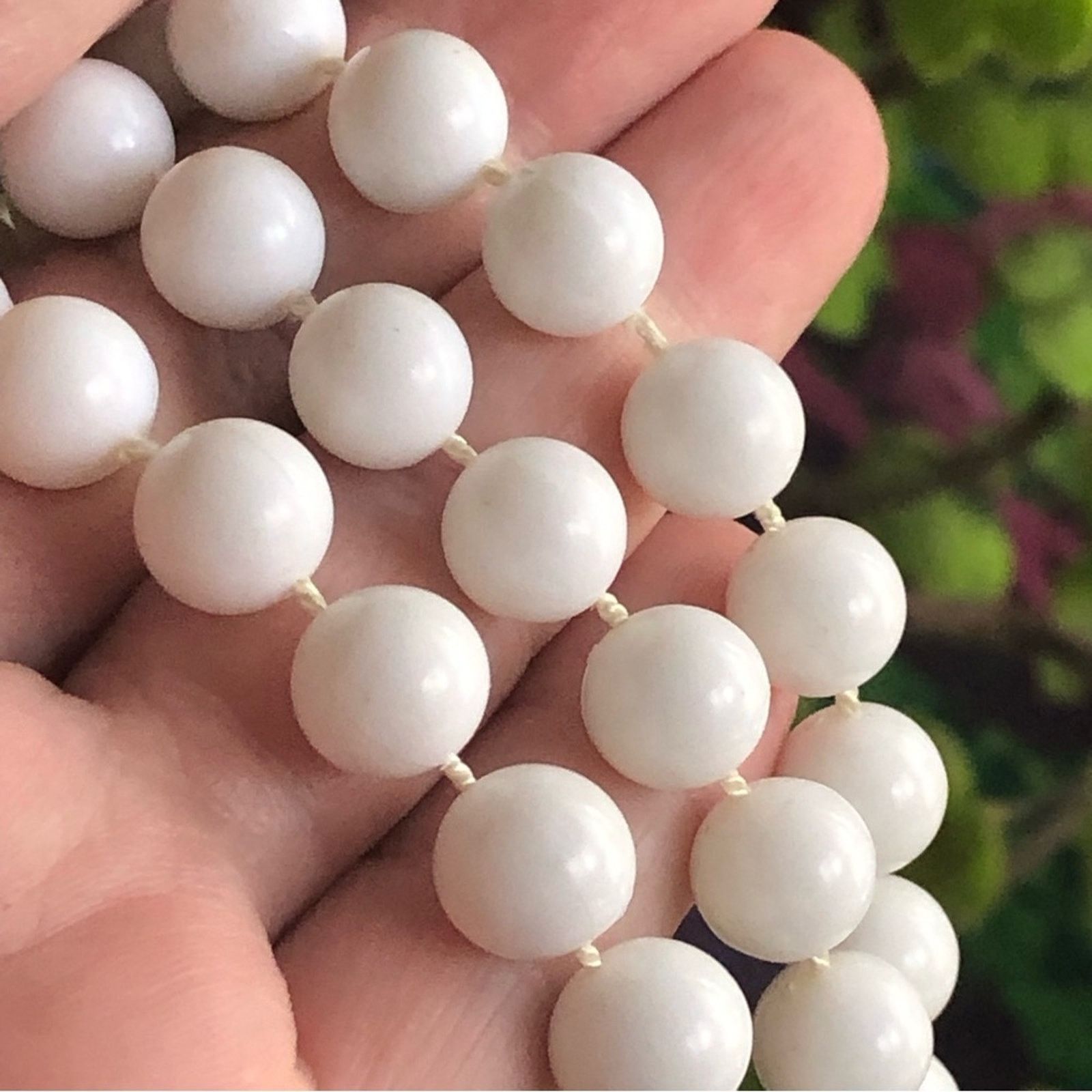 Jewelry Knotted white plastic pearl bead necklace Size ONE SIZE - 7 Thumbnail