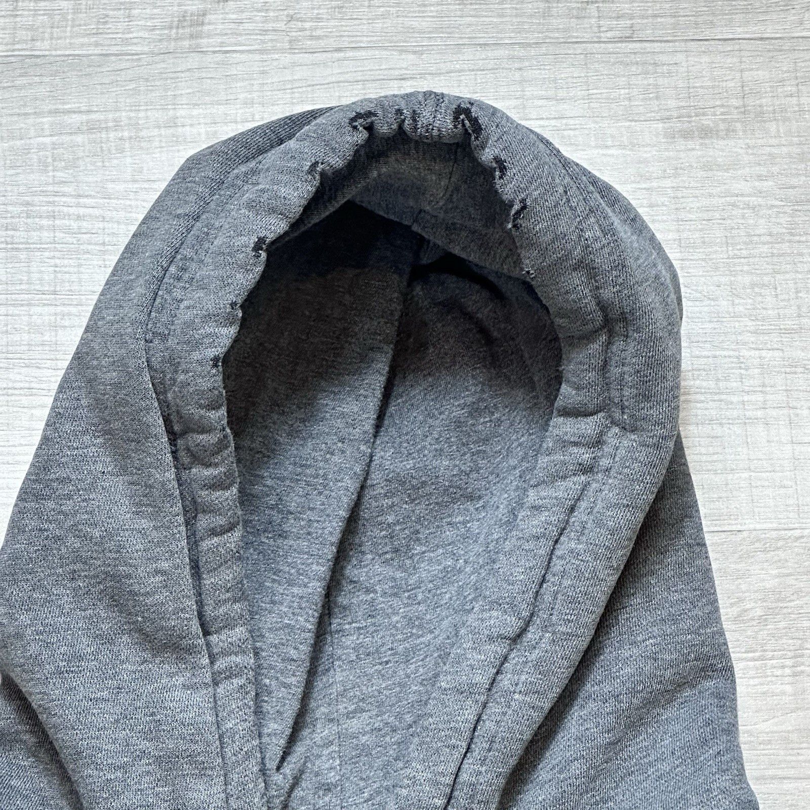 Nike Vintage Nike Hoodie Sweatshirt Gray Big Logo Center Swoosh Size US XL / EU 56 / 4 - 9 Thumbnail