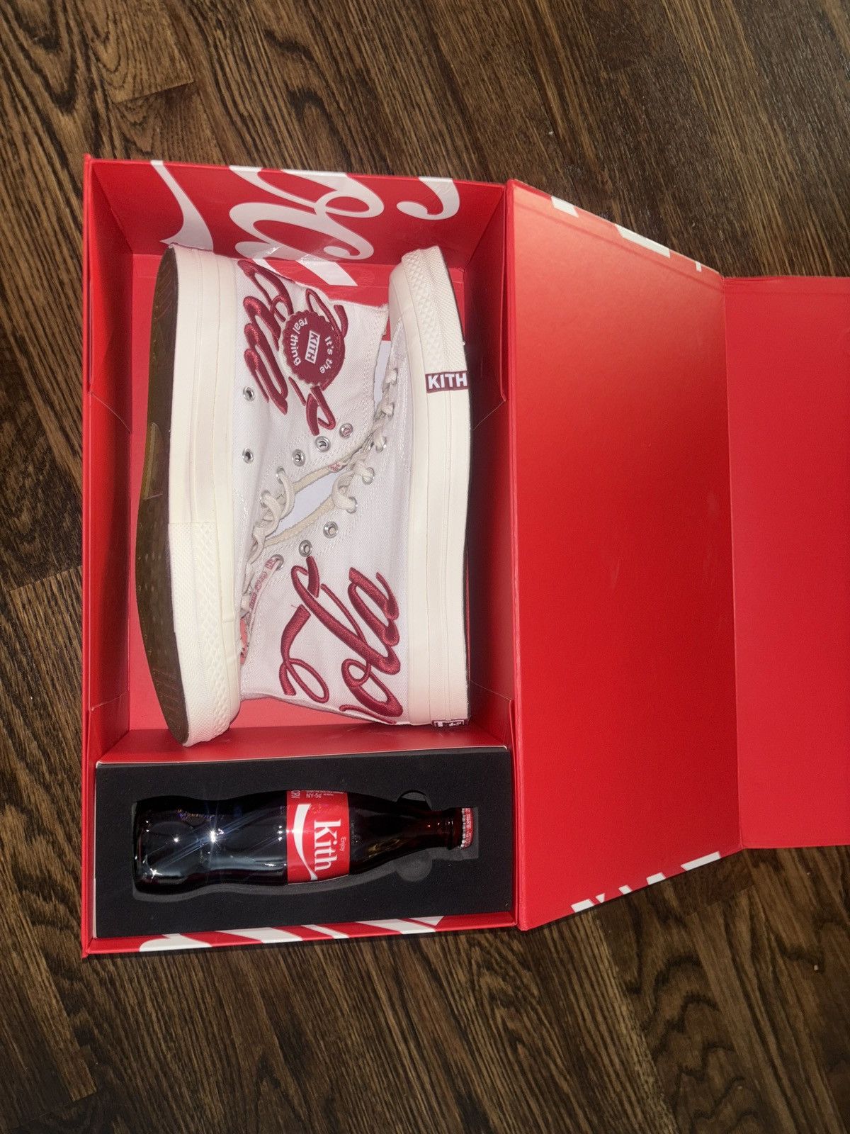 Coca Cola × Converse × Kith Kith x Coca Cola x Converse Original 2017 collaboration Size US 9.5 / EU 42-43 - 1 Thumbnail