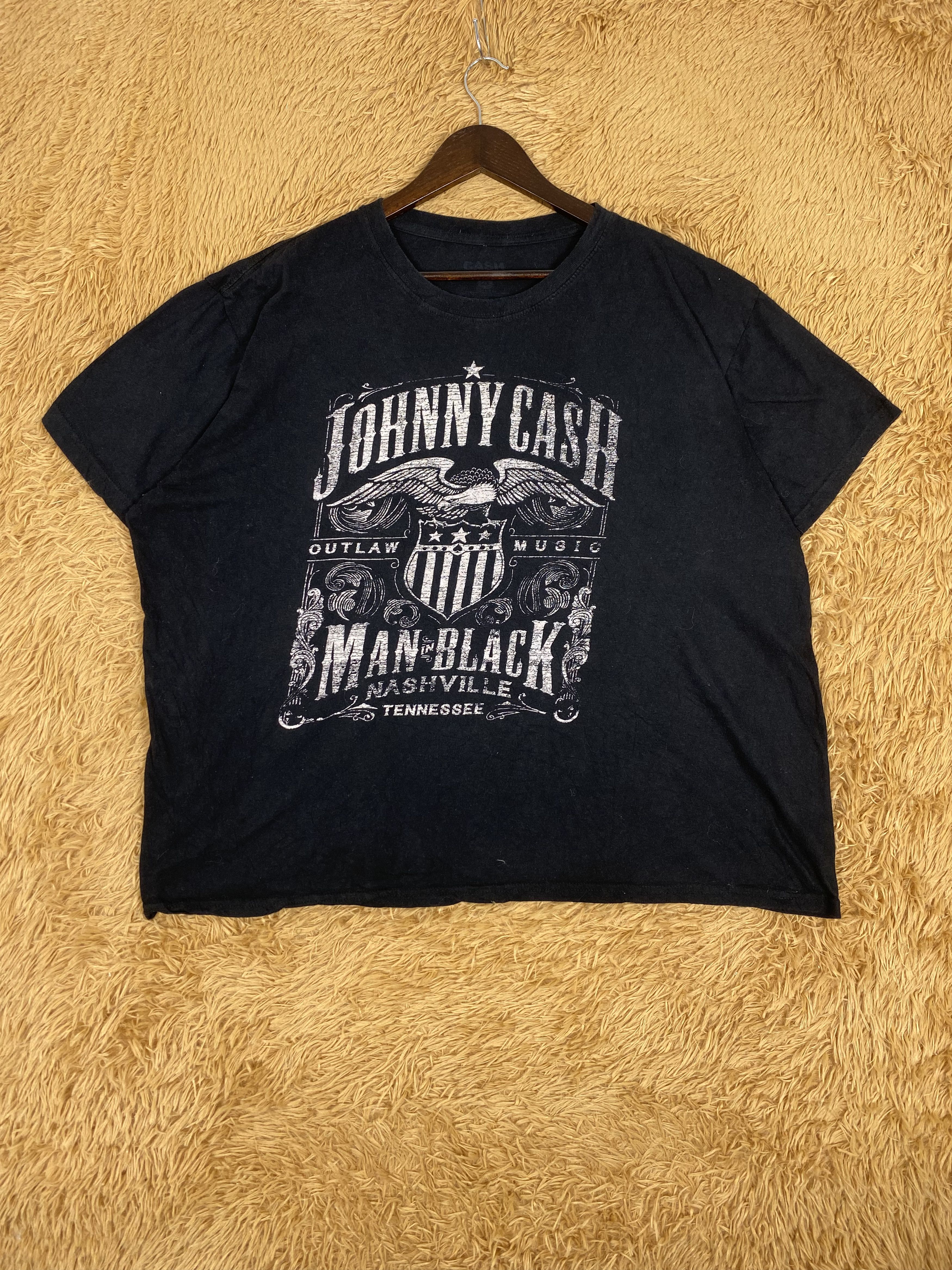 Band Tees Vintage Johnny Cash Man Black Outlaw Magic T-Shirts PT0036 Size US XL / EU 56 / 4 - 1 Thumbnail