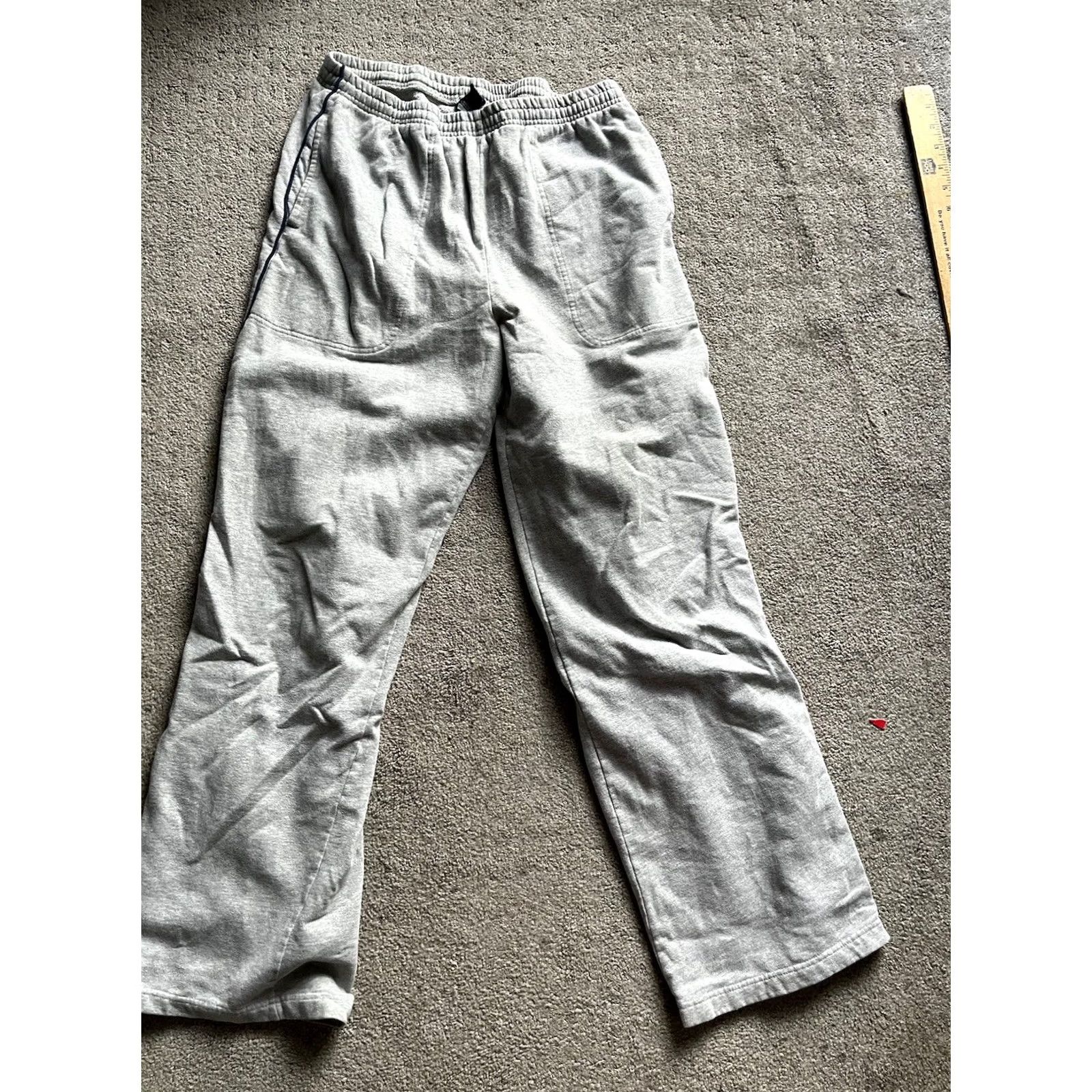 Gap Gap Sweatpants Men Size Medium Gray Good Pre Owned Condition Size US 31 - 2 Thumbnail