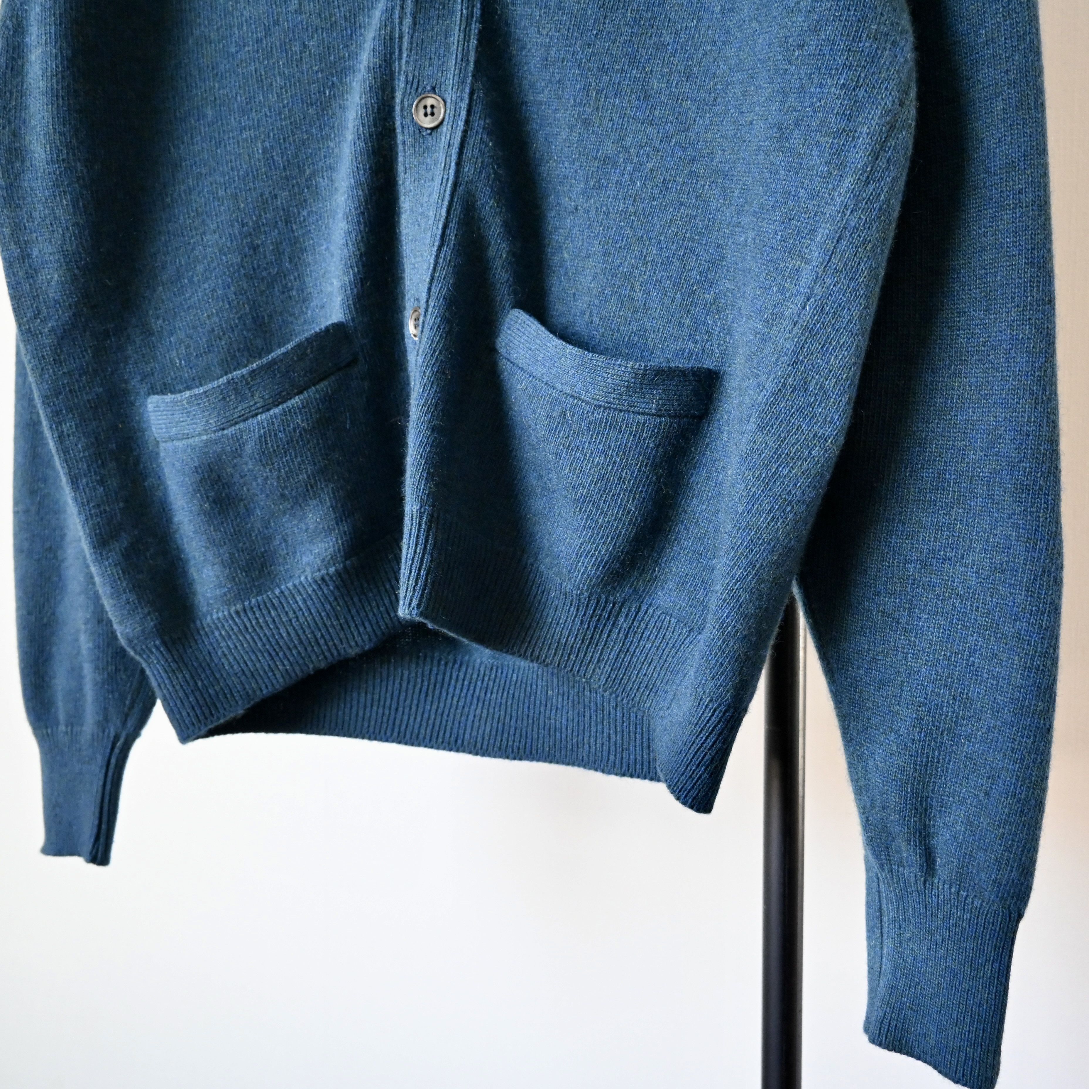 Vintage VTG 1990s SCOTNESS pure cashmere cardigan, made in Scotland Size US L / EU 52-54 / 3 - 4 Thumbnail
