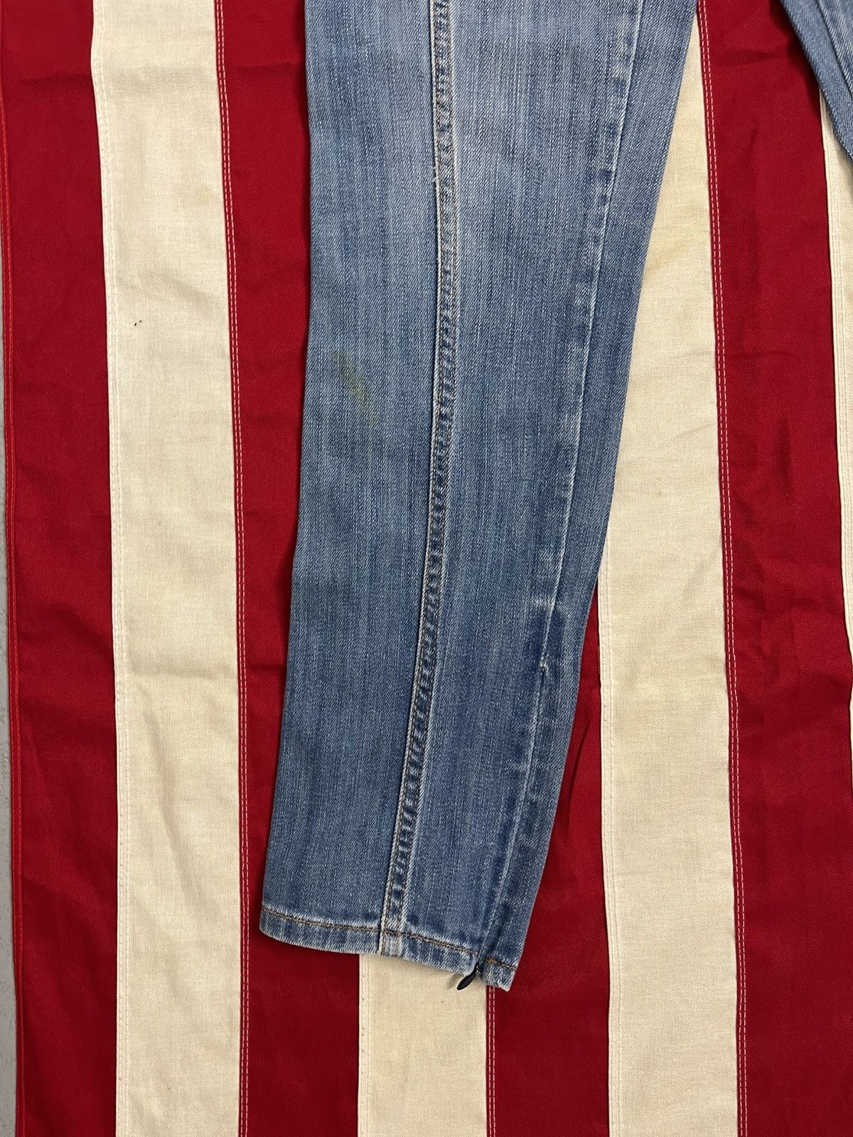 Dolce & Gabbana Dolce & Gabbana (D&G) Designer Jeans - Unique Pocket Detail Size 26" / US 2 / IT 38 - 5 Thumbnail