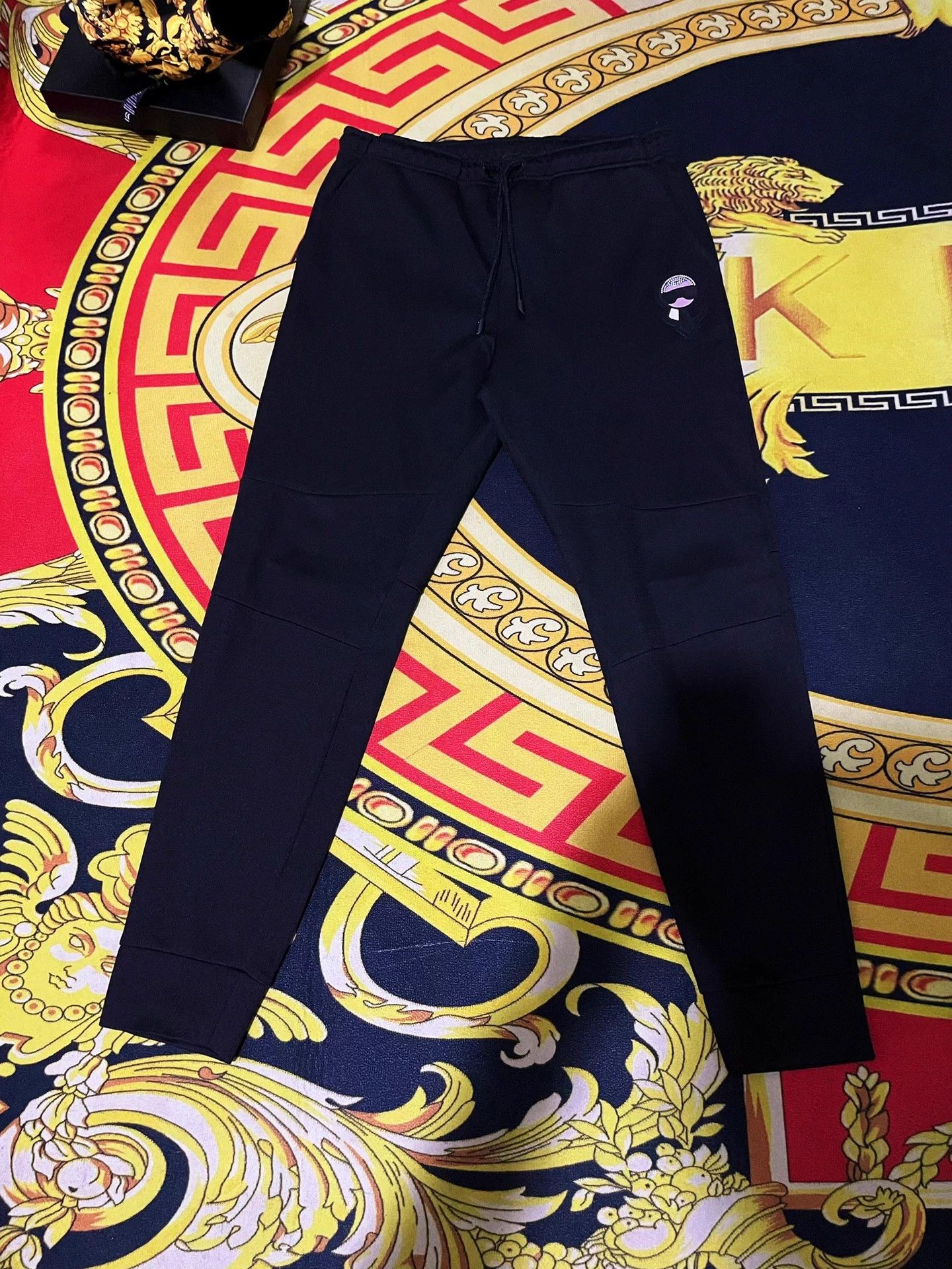 Fendi FENDI Signature Karl Lagerfeld Embroidery Sweatpants Size US 34 / EU 50 - 1 Thumbnail
