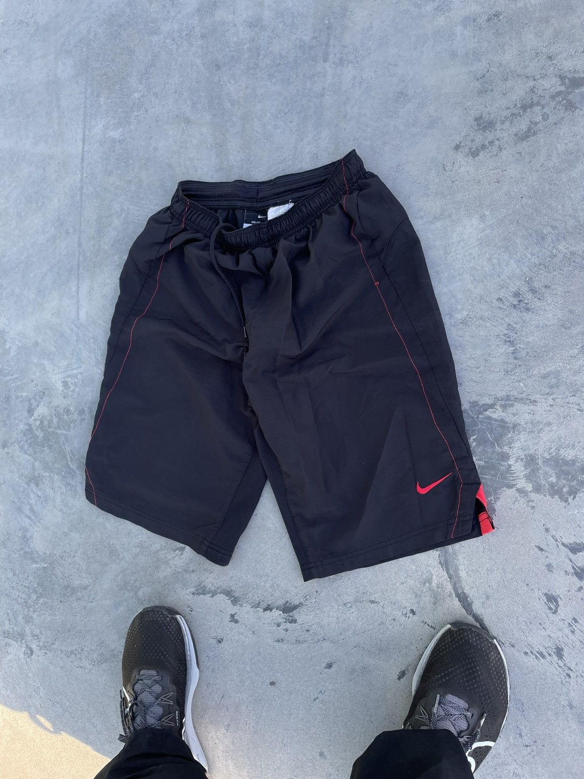 Other Vintage Y2K Nike Shorts Embroidered logo Size US 31 - 4 Thumbnail