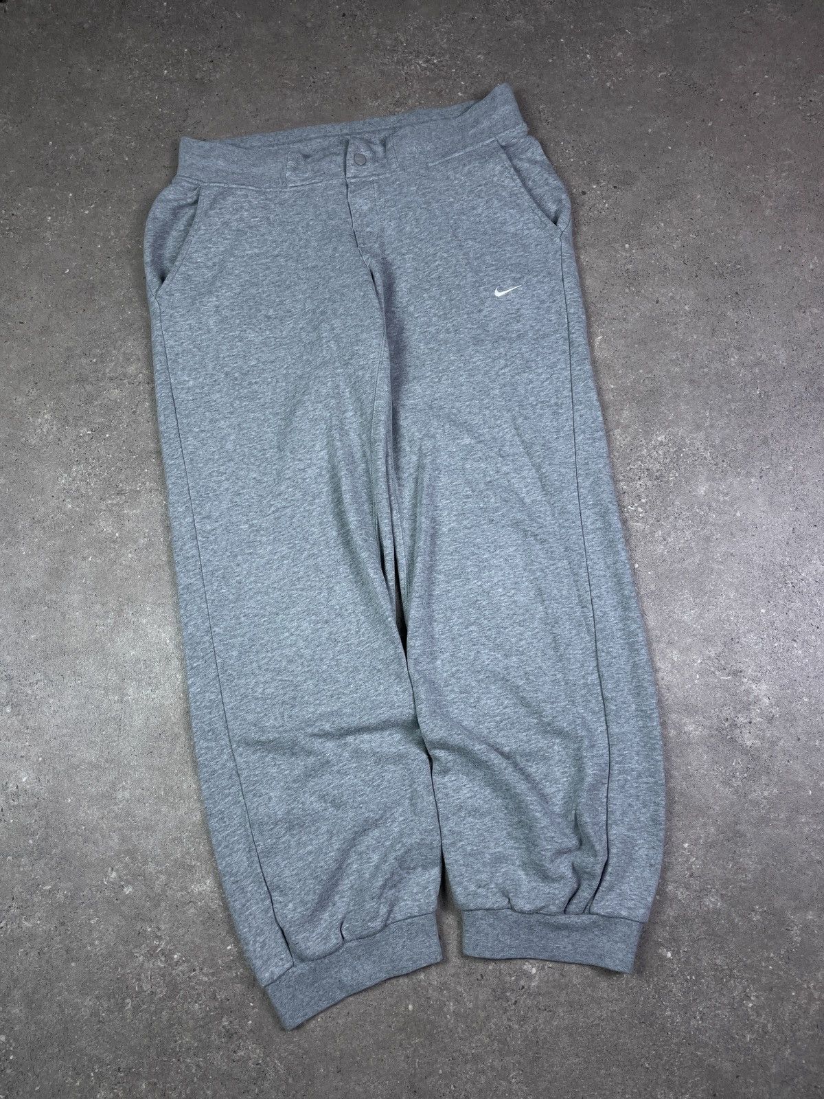 Nike × Vintage Vintage Nike Grey Heavy Cotton Baggy Sweatpants Size US 34 / EU 50 - 1 Thumbnail
