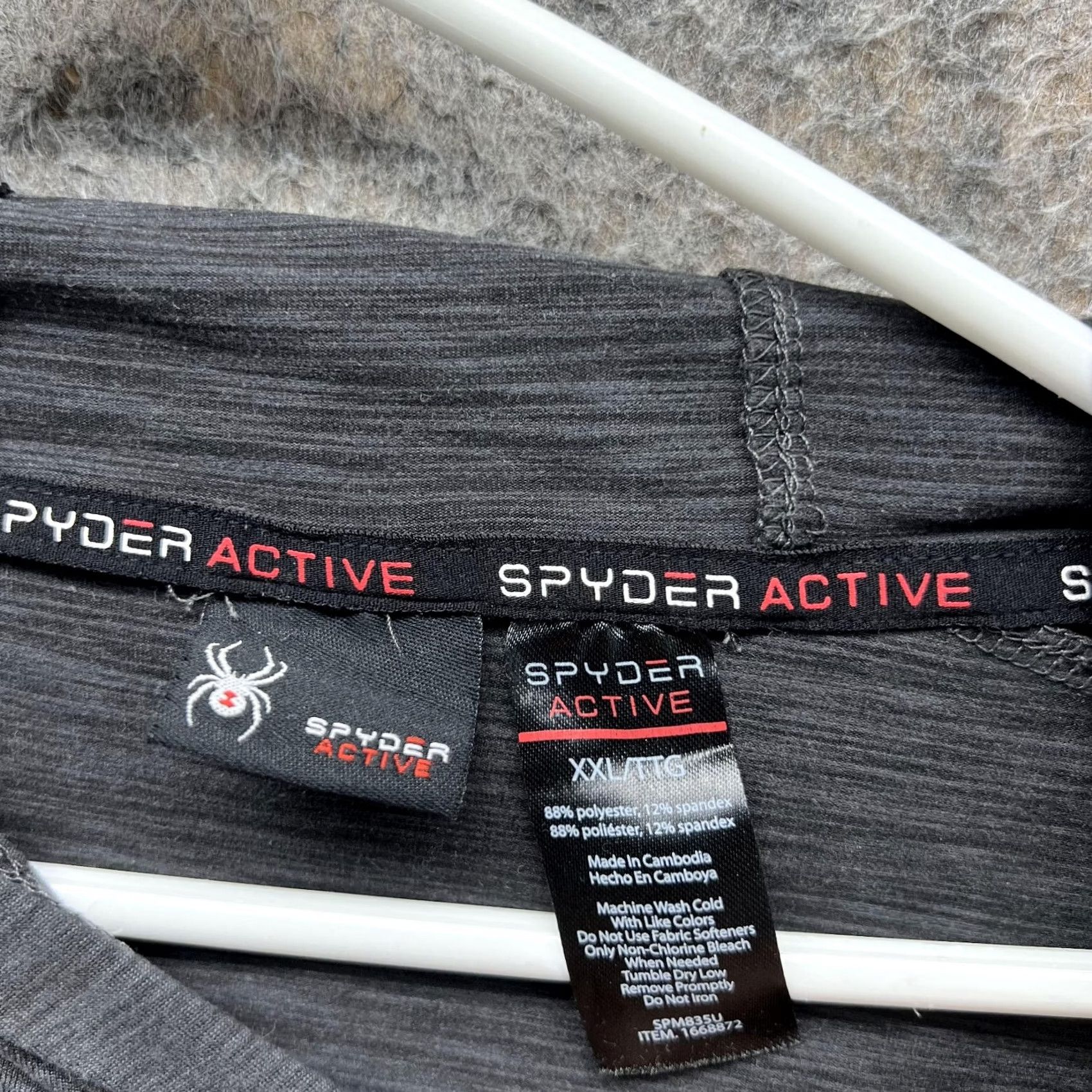 Spyder Spyder Sweater Men XXL Adult Black Hooded Sweatshirt Pullover Polyester Active Regular Size US XXL / EU 58 / 5 - 6 Thumbnail
