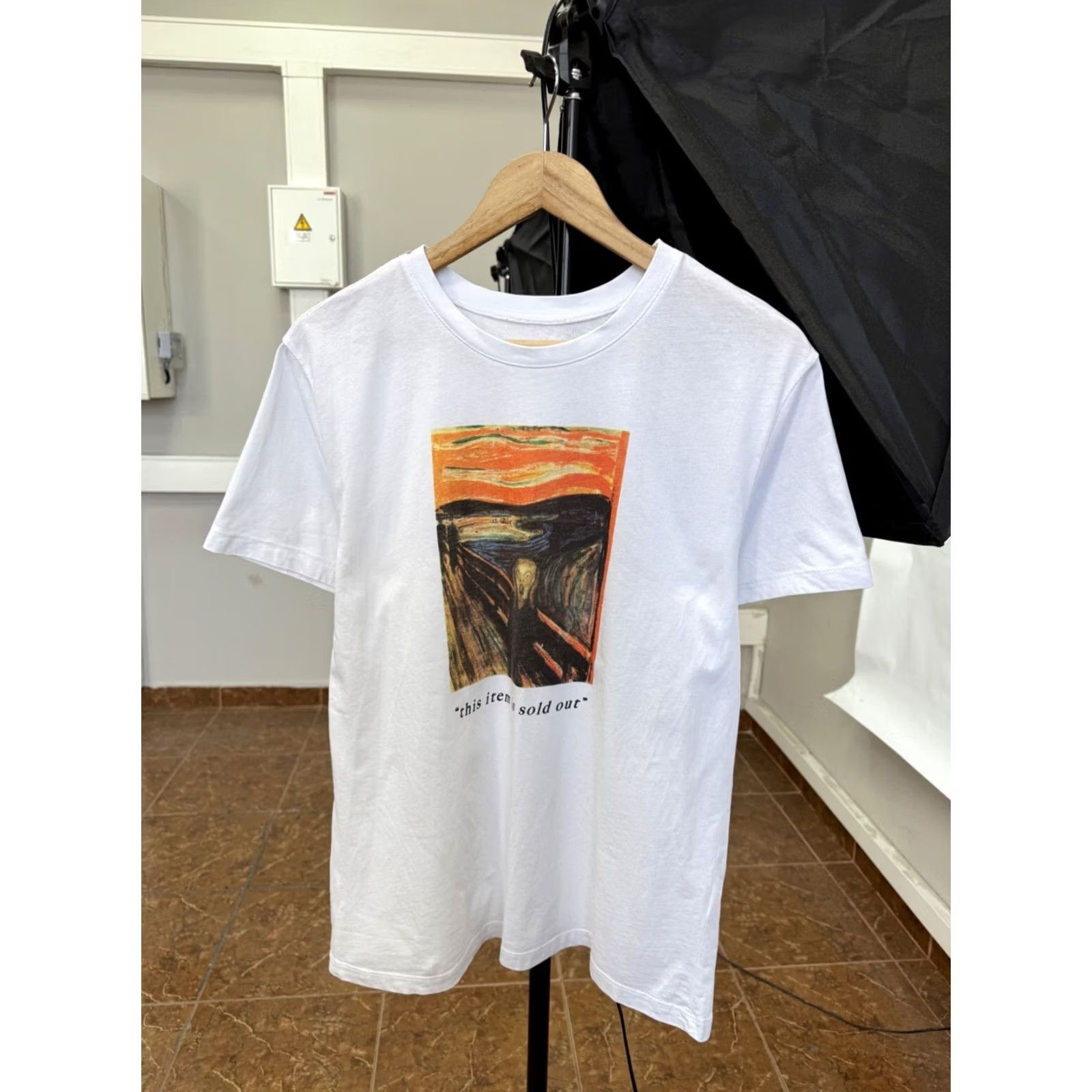 Vintage Vintage Edvard Munch The Scream Art T-Shirt Mens M White Retro Size US M / EU 48-50 / 2 - 2 Thumbnail