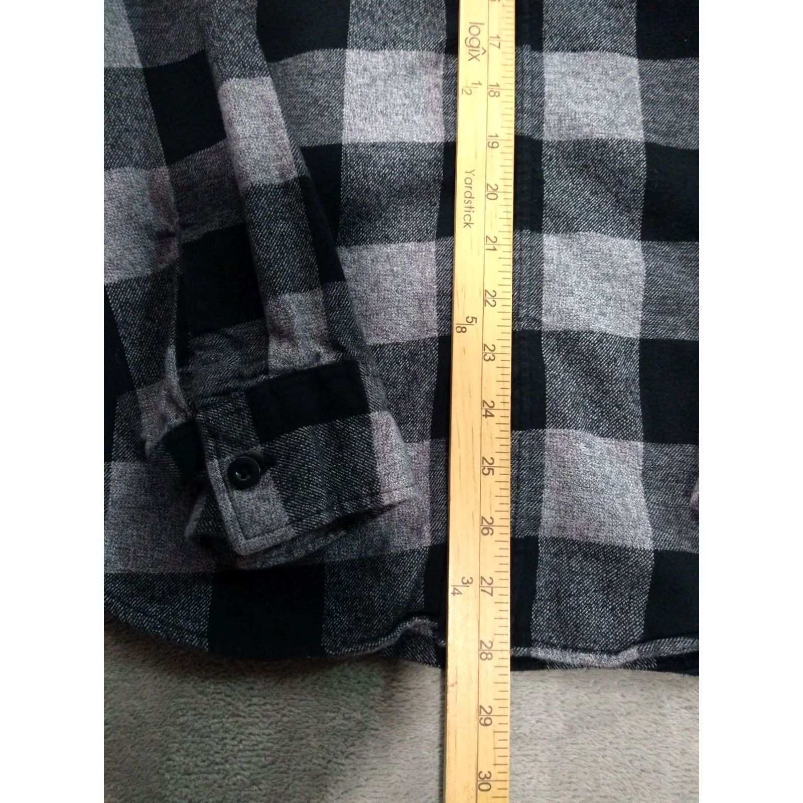 American Eagle Outfitters American Eagle Outfitters Shirt Mens Large Black Plaid Classic Fit Button-Up Flannel Cotton Size US L / EU 52-54 / 3 - 4 Thumbnail