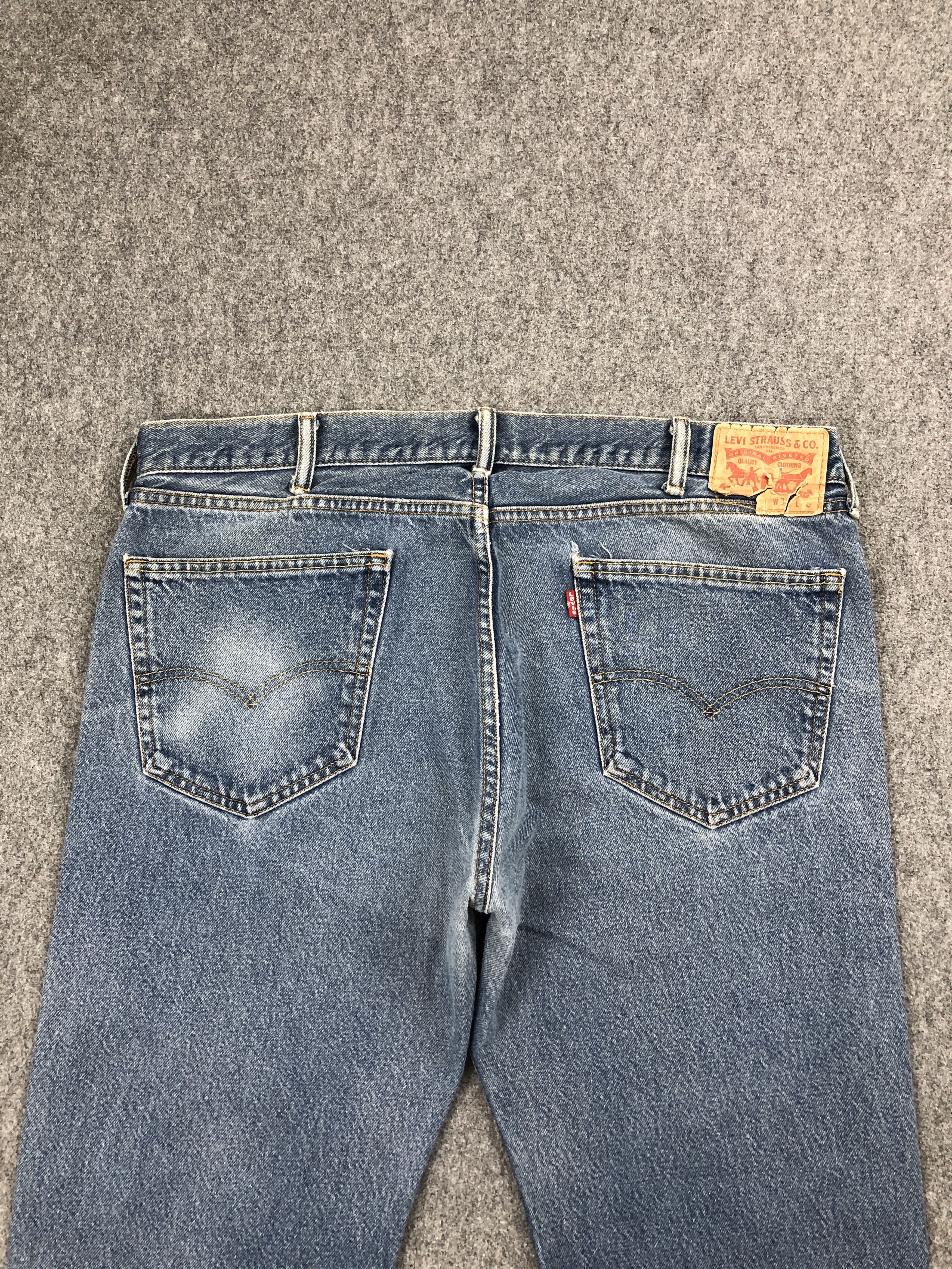 Levi's Vintage Distressed Levis 505 Faded Blue Jeans DP2539 Size US 38 / EU 54 - 4 Thumbnail