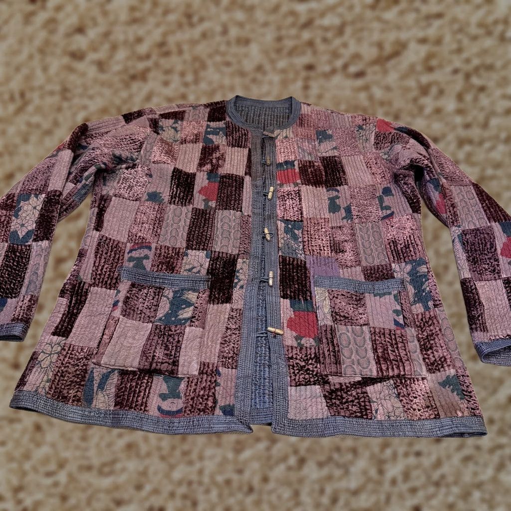 Velvet VINTAGE Jacket Womens Large Purple Quilted Velvet Patchwork Bohemian Toggle Pockets Size L / US 10 / IT 46 - 1 Thumbnail