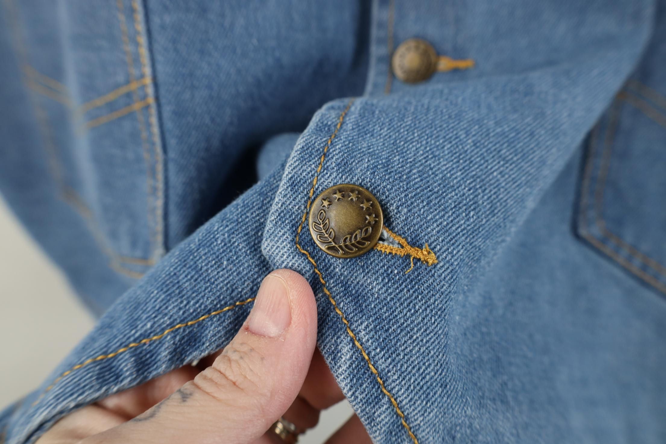 Vintage Vintage 90s Streetwear Western Cowboy Denim Jean Vest Jacket Size US XL / EU 56 / 4 - 6 Thumbnail