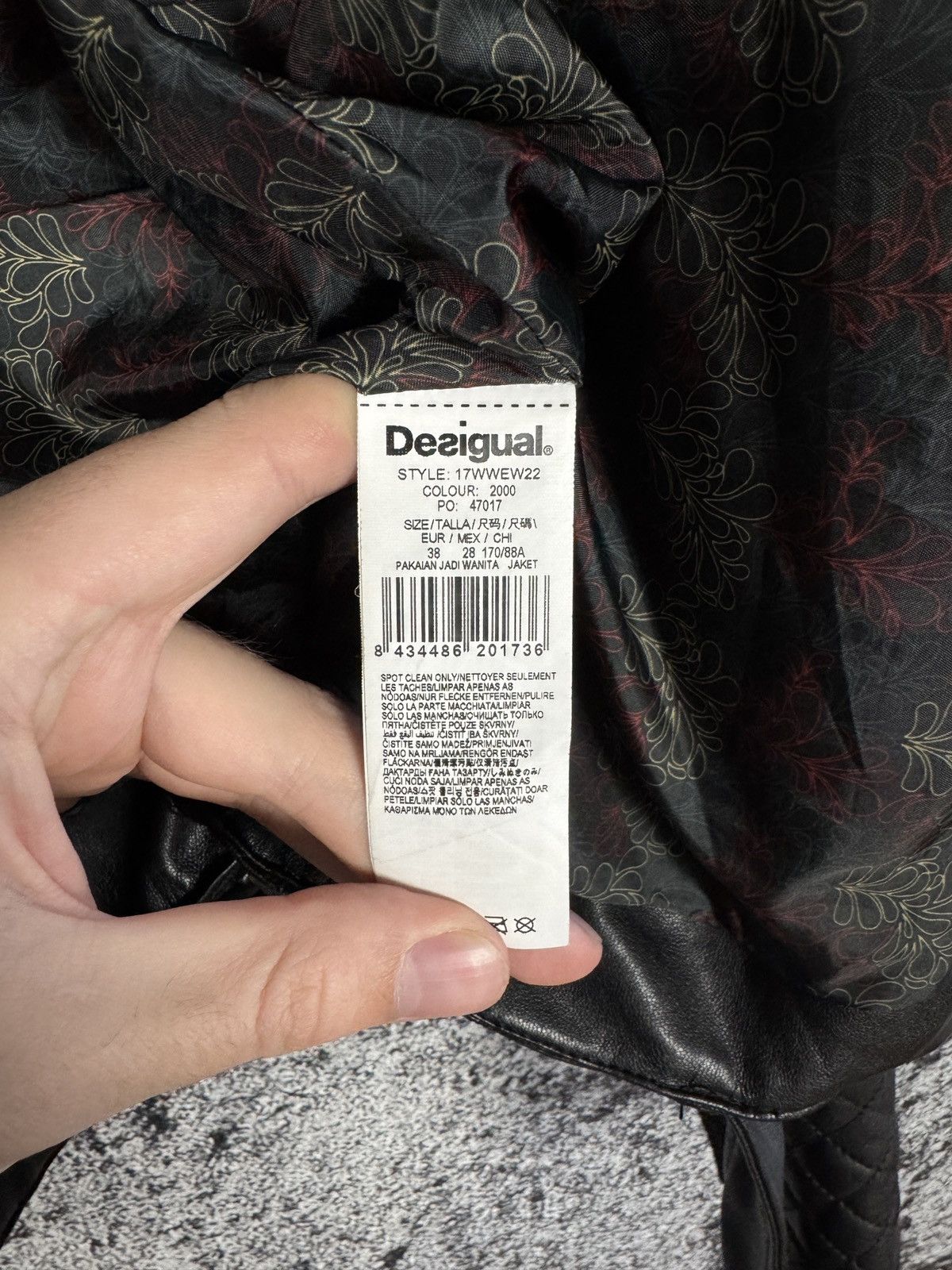 Desigual Desigual Pakaian Jadi Wanita Faux Leather Jacket Size 38 Size XS / US 0-2 / IT 36-38 - 10 Thumbnail