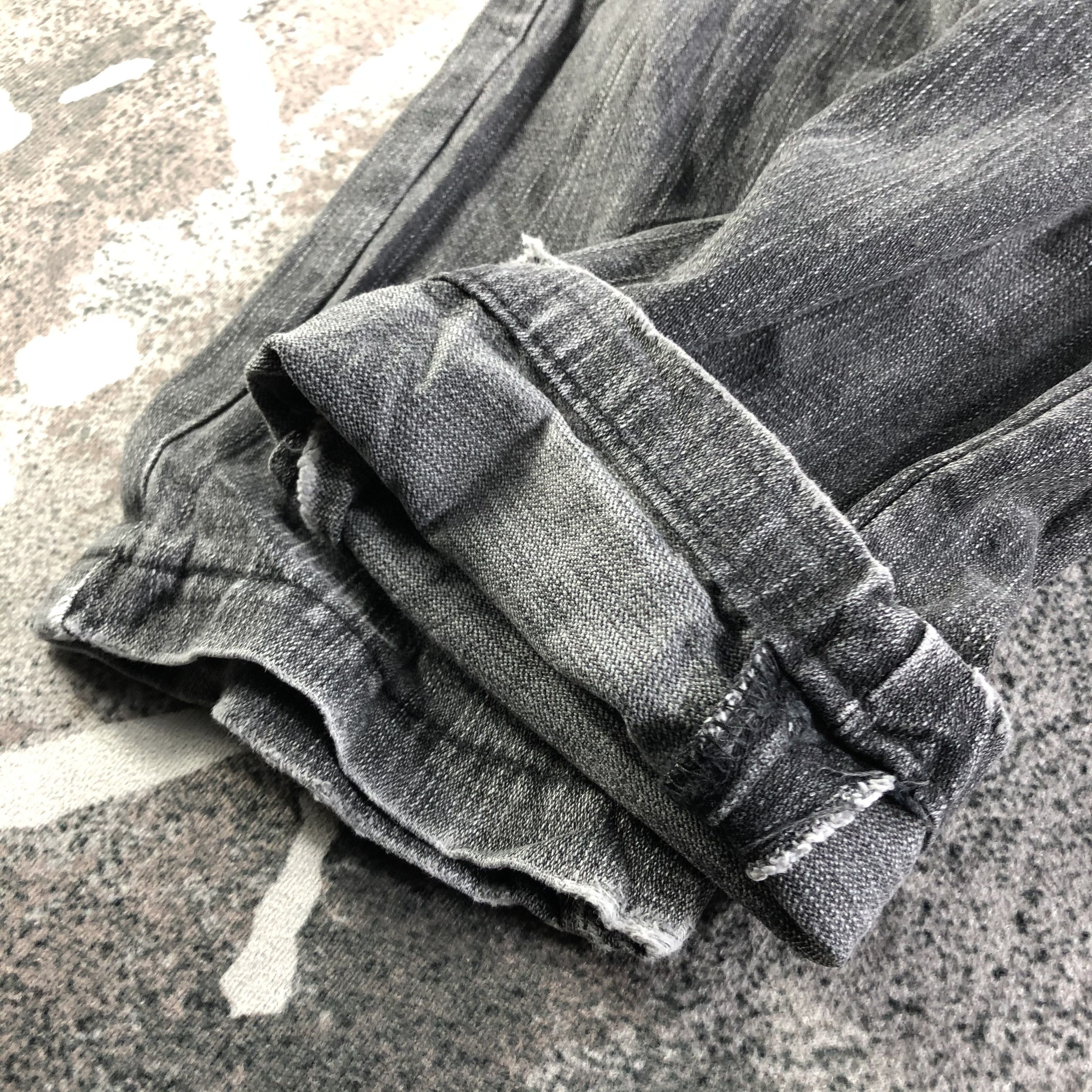 Levi's Vintage Levis 503 Jeans Ripped Denim KJ3056 Size US 31 - 7 Thumbnail