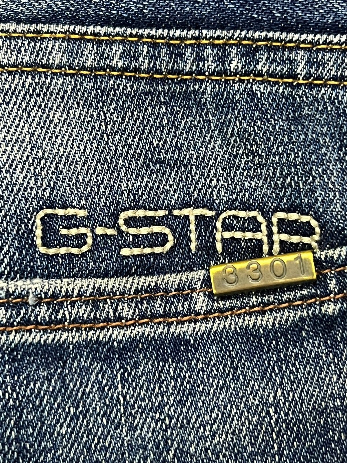 G-Star Vintage G-Star Raw 3301 - Faded Whisker Wash, Distressed Size US 32 / EU 48 - 15 Thumbnail