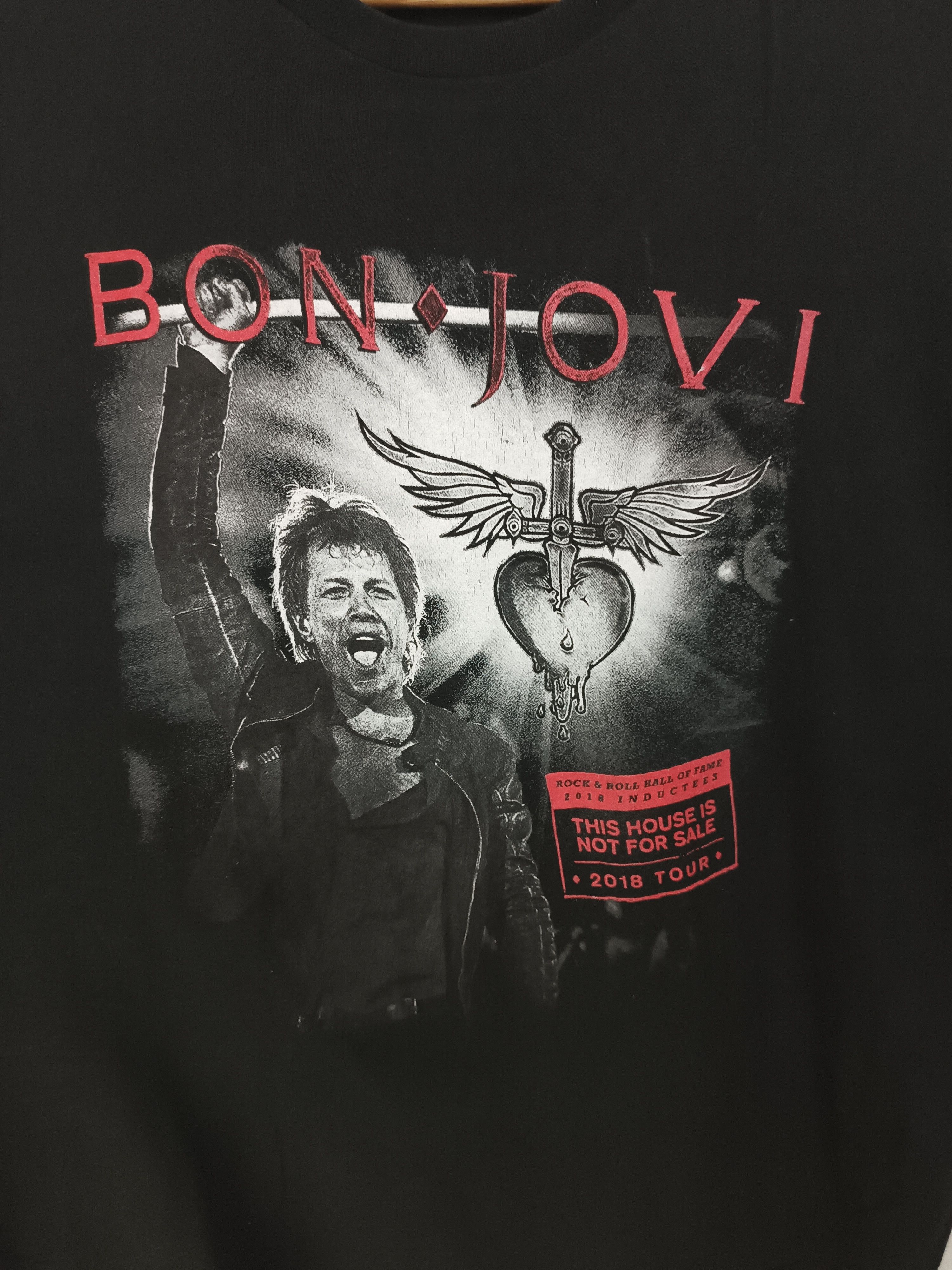 Band Tees VINTAGE 2018 BON JOVI TOUR HALL OF FAME kiss acdc gnr Size US XXL / EU 58 / 5 - 10 Thumbnail