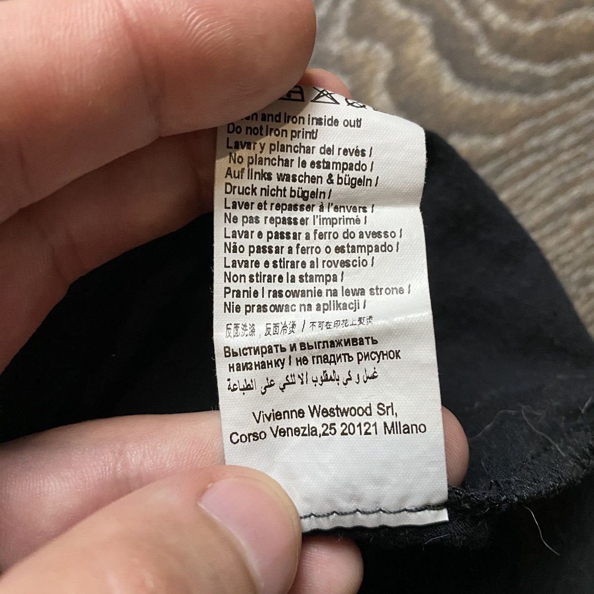 Vivienne Westwood Vivienne Westwood T-shirt Big Logo Size M/L Tee Size US L / EU 52-54 / 3 - 6 Thumbnail