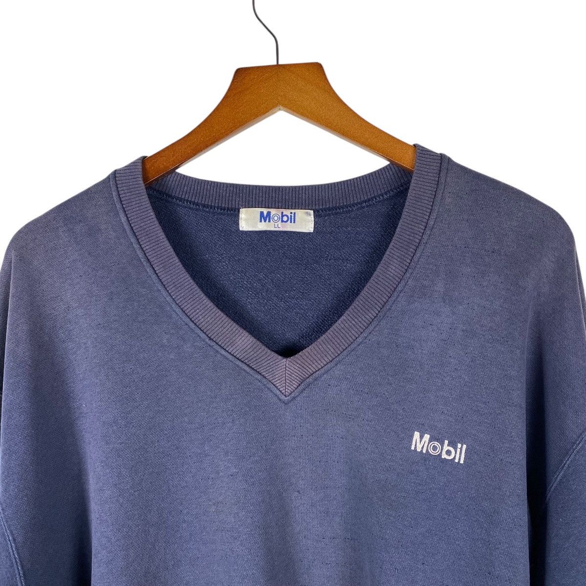 Vintage Vintage ESSO MOBIL GAS Sweatshirt Size US XL / EU 56 / 4 - 5 Thumbnail