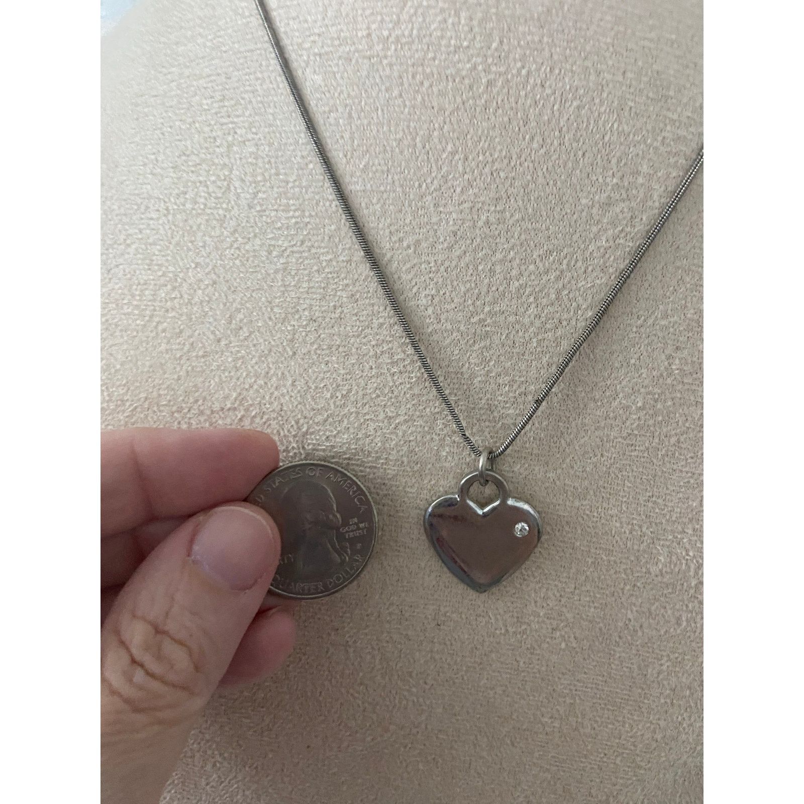 Other Heart pendant necklace, silver tone Size ONE SIZE - 2 Thumbnail