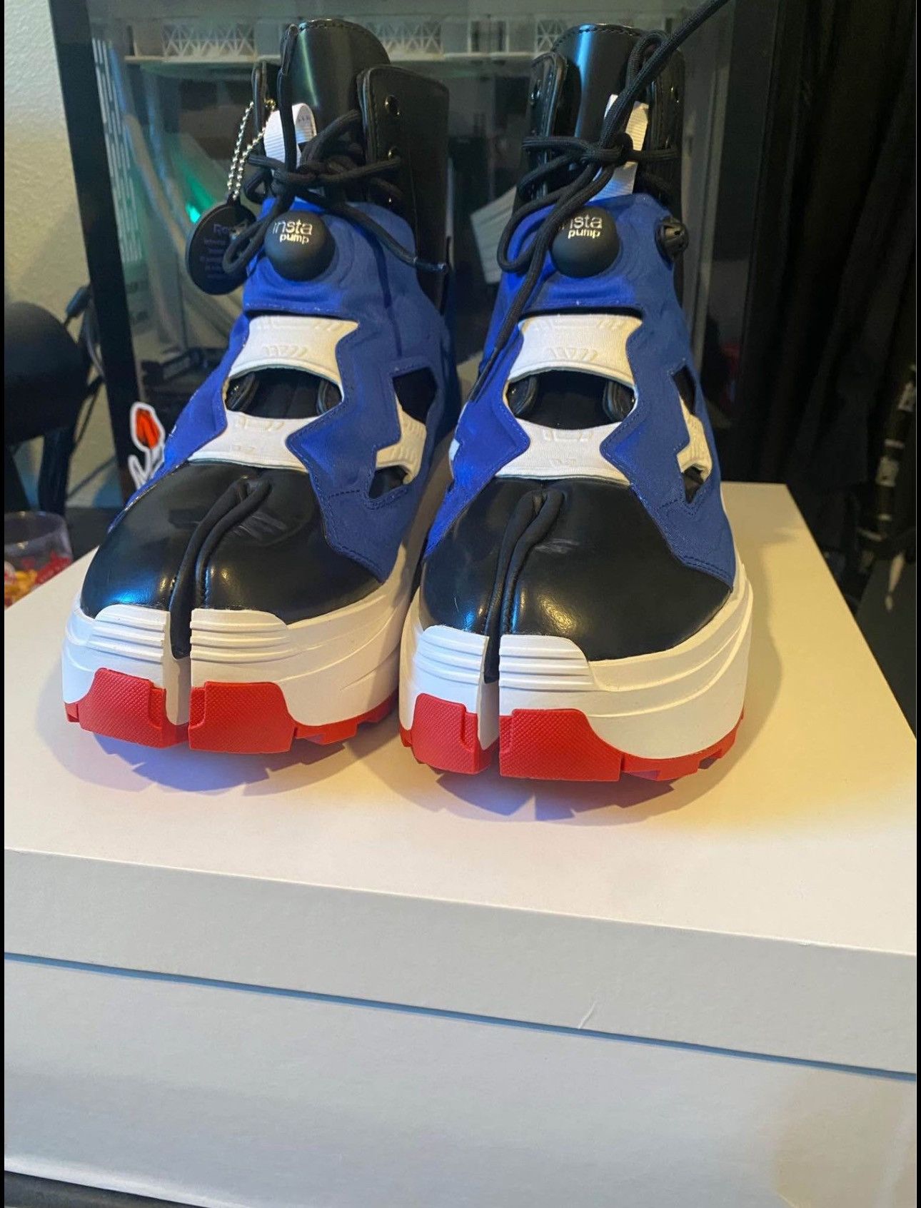 Maison Margiela × Reebok Maison Margiela x Instapump Fury Tabi Size US 11 / EU 44 - 2 Thumbnail